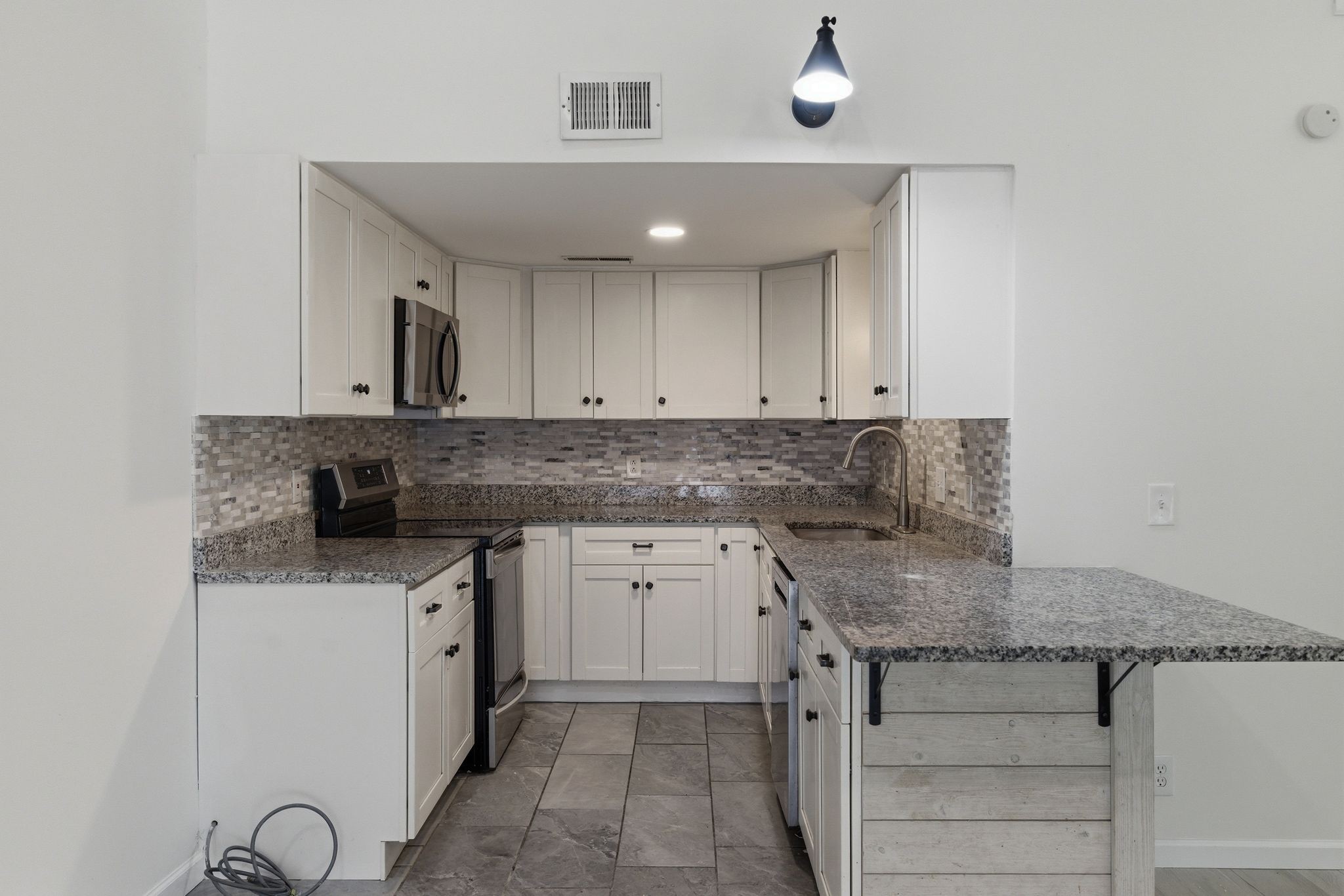 1129 W Main St Unit: 24