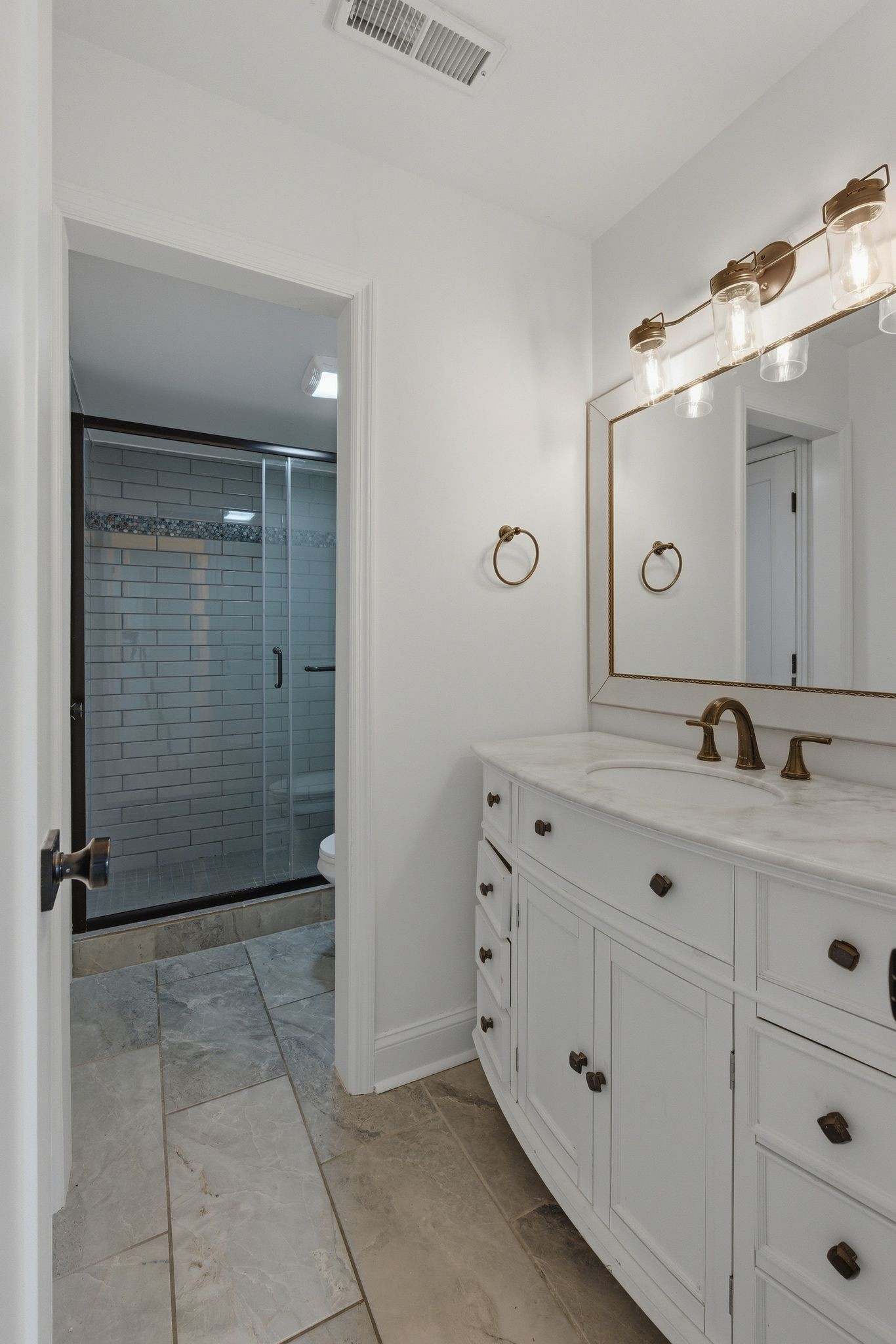 1129 W Main St Unit: 24