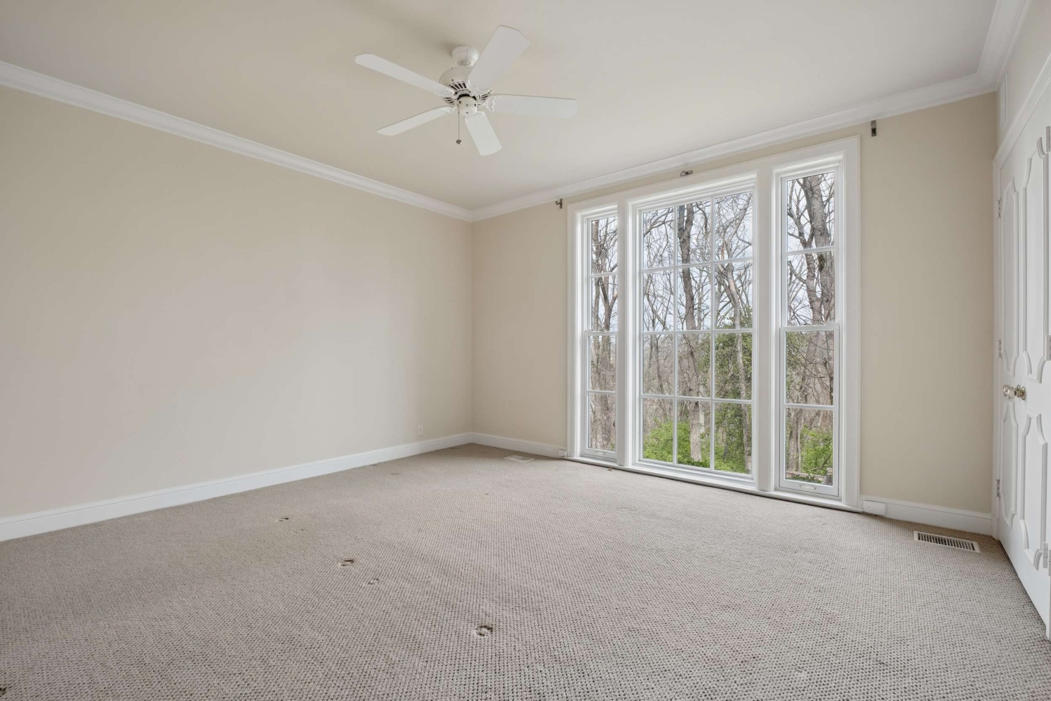 515 Hillwood Blvd