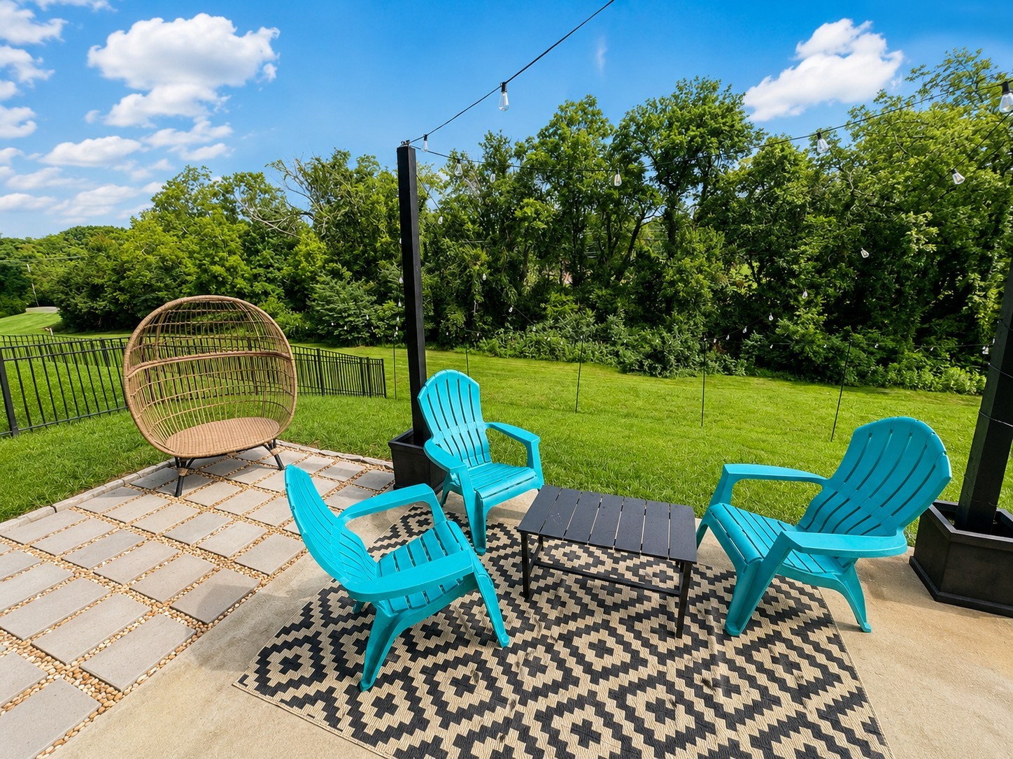 2216 Robert Gwynne Dr