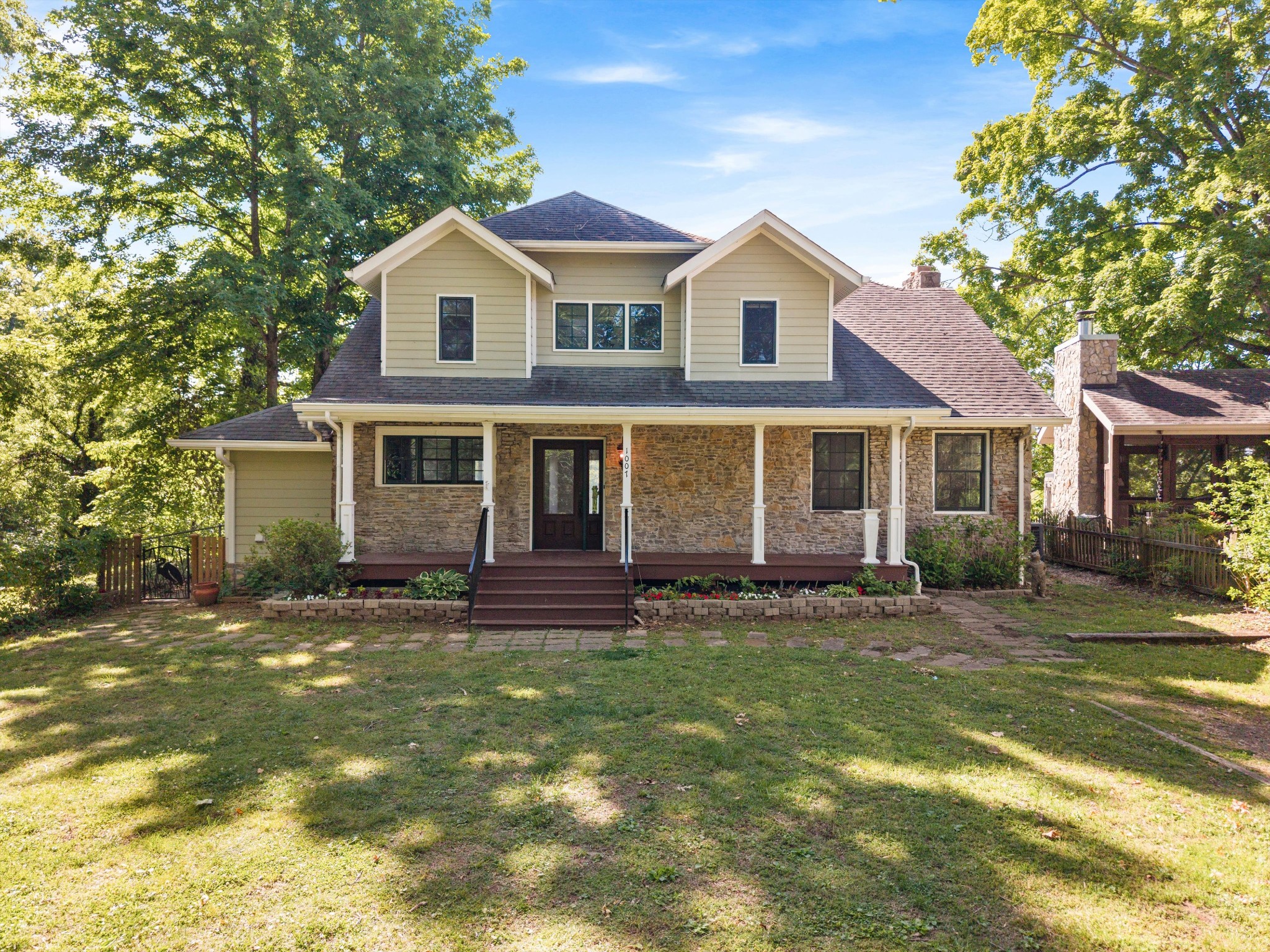 1007 Falls Ave