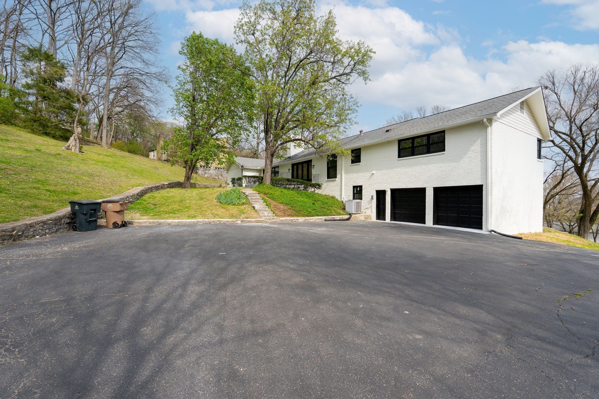 6612 Fox Hollow Rd
