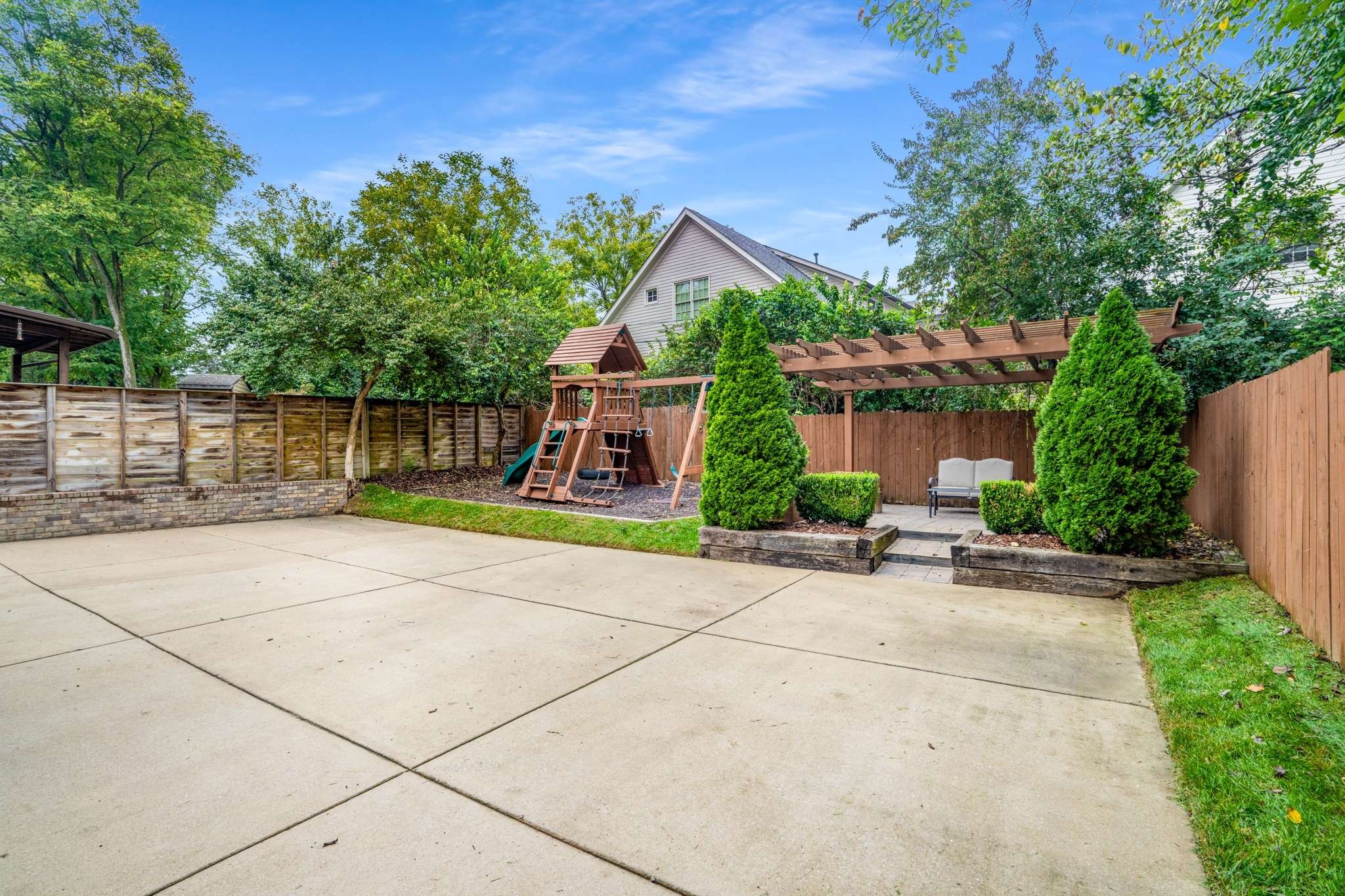 1110B Biltmore Dr