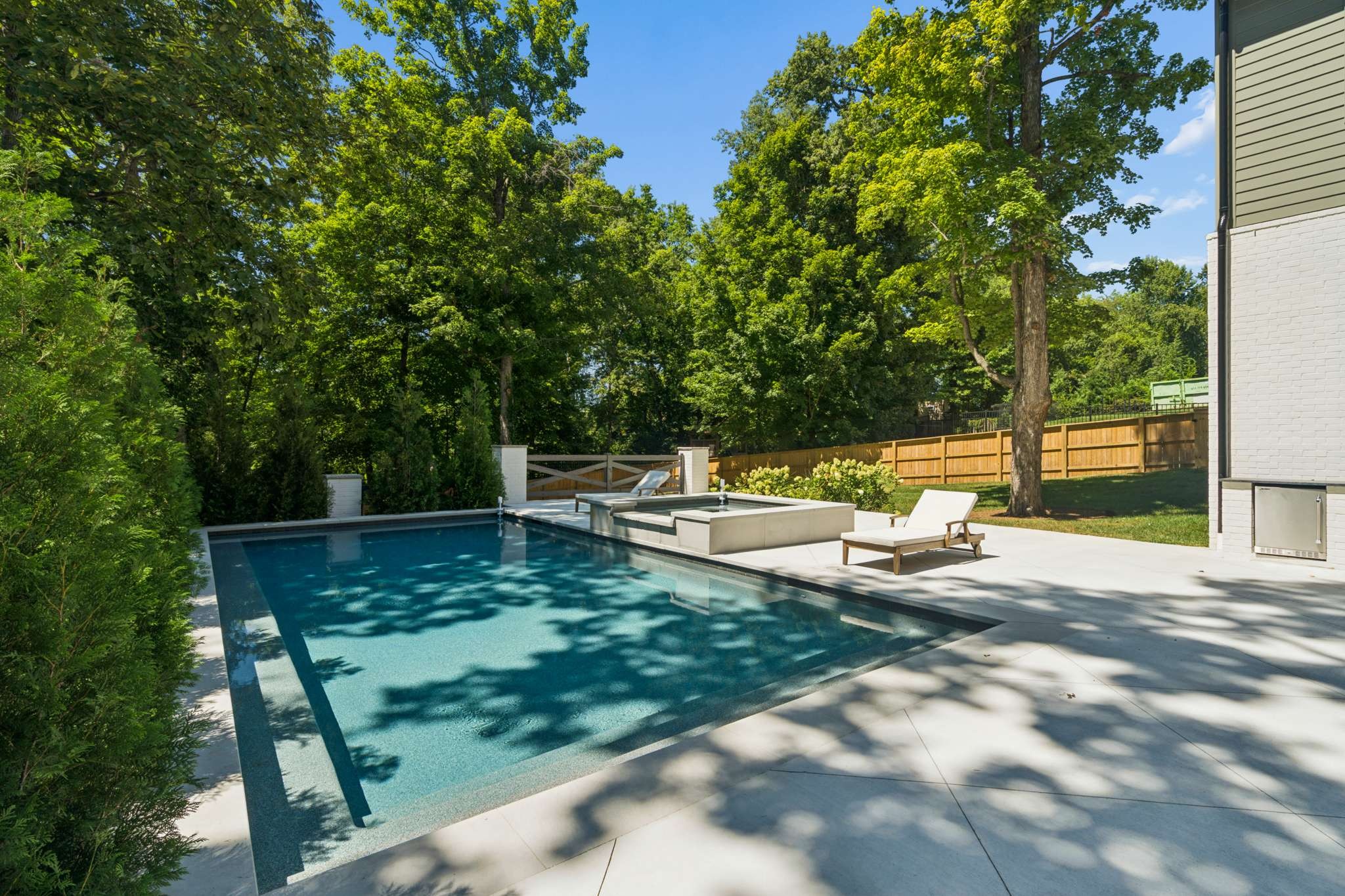 4123 Skyline Dr