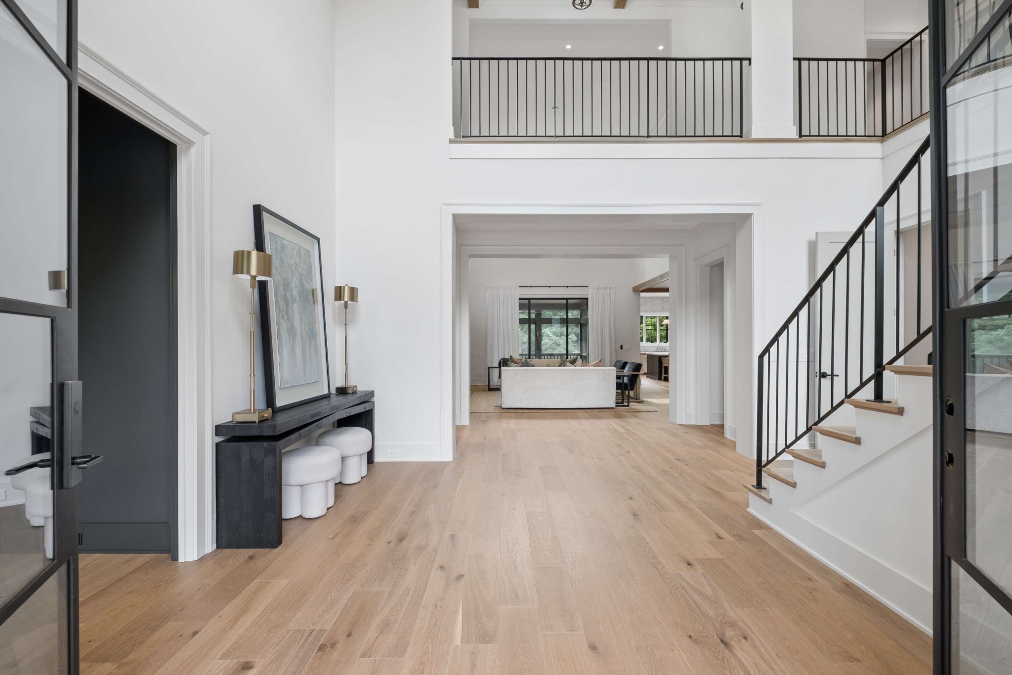 4123 Skyline Dr