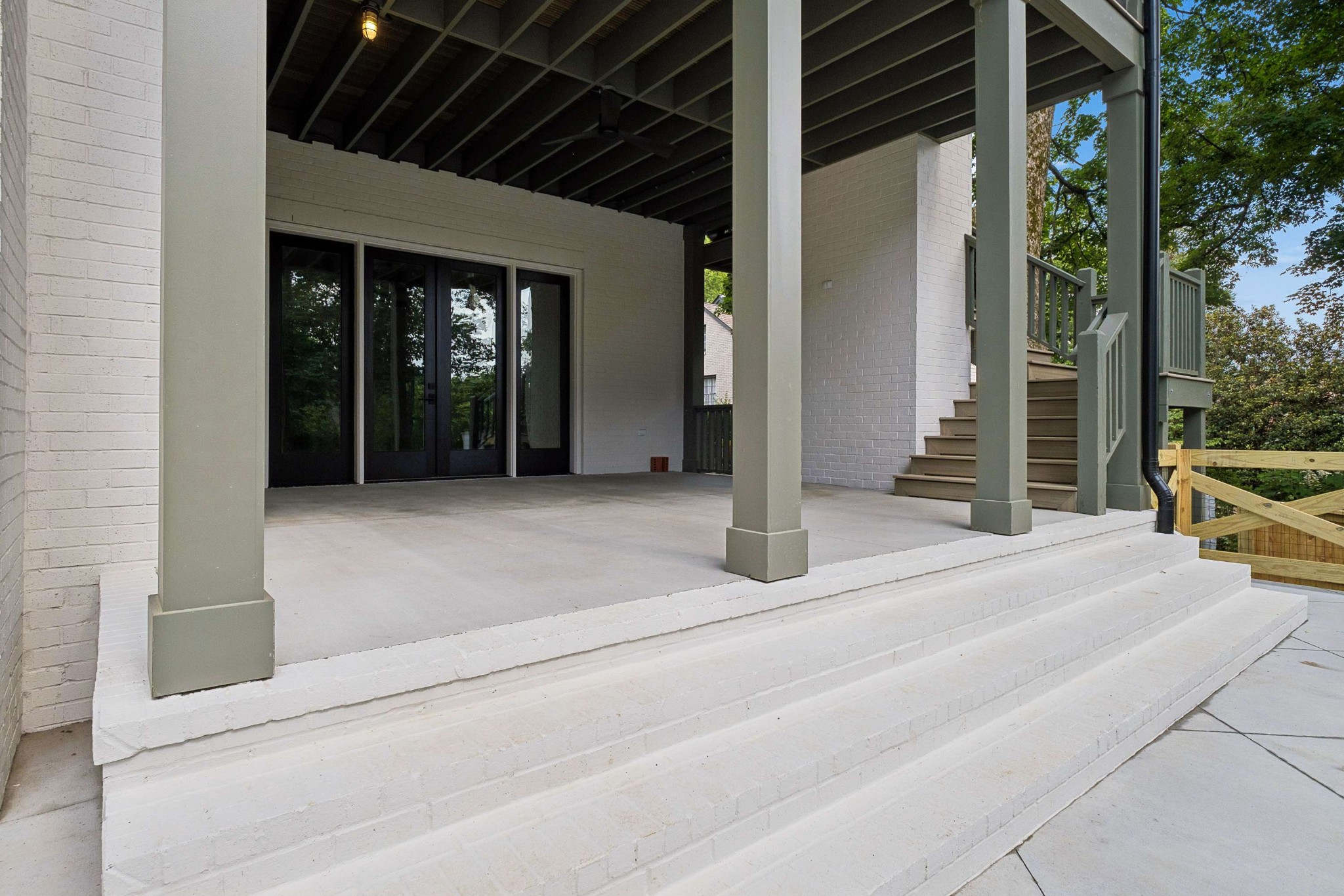 4123 Skyline Dr