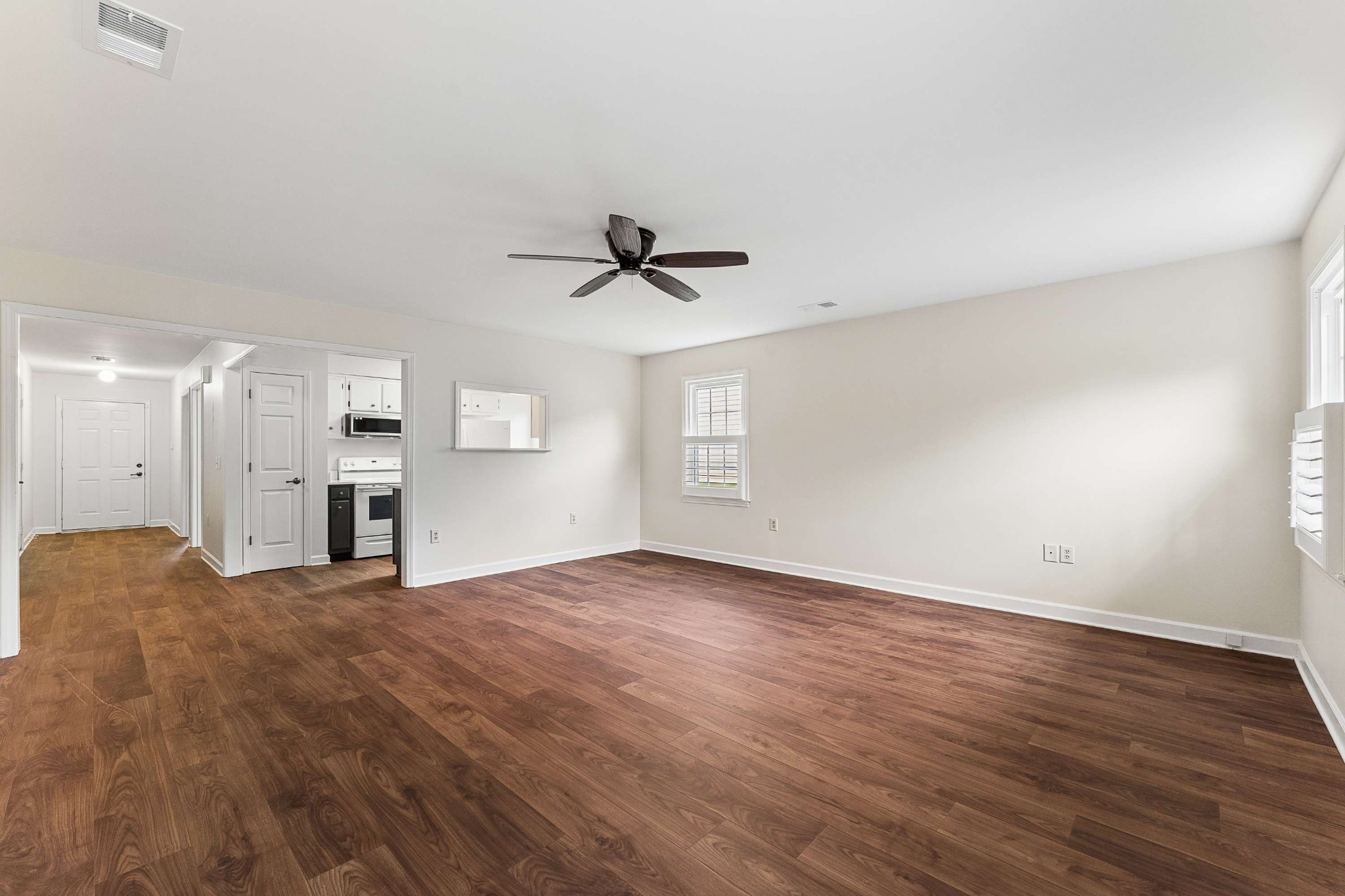 814 Marquette Dr