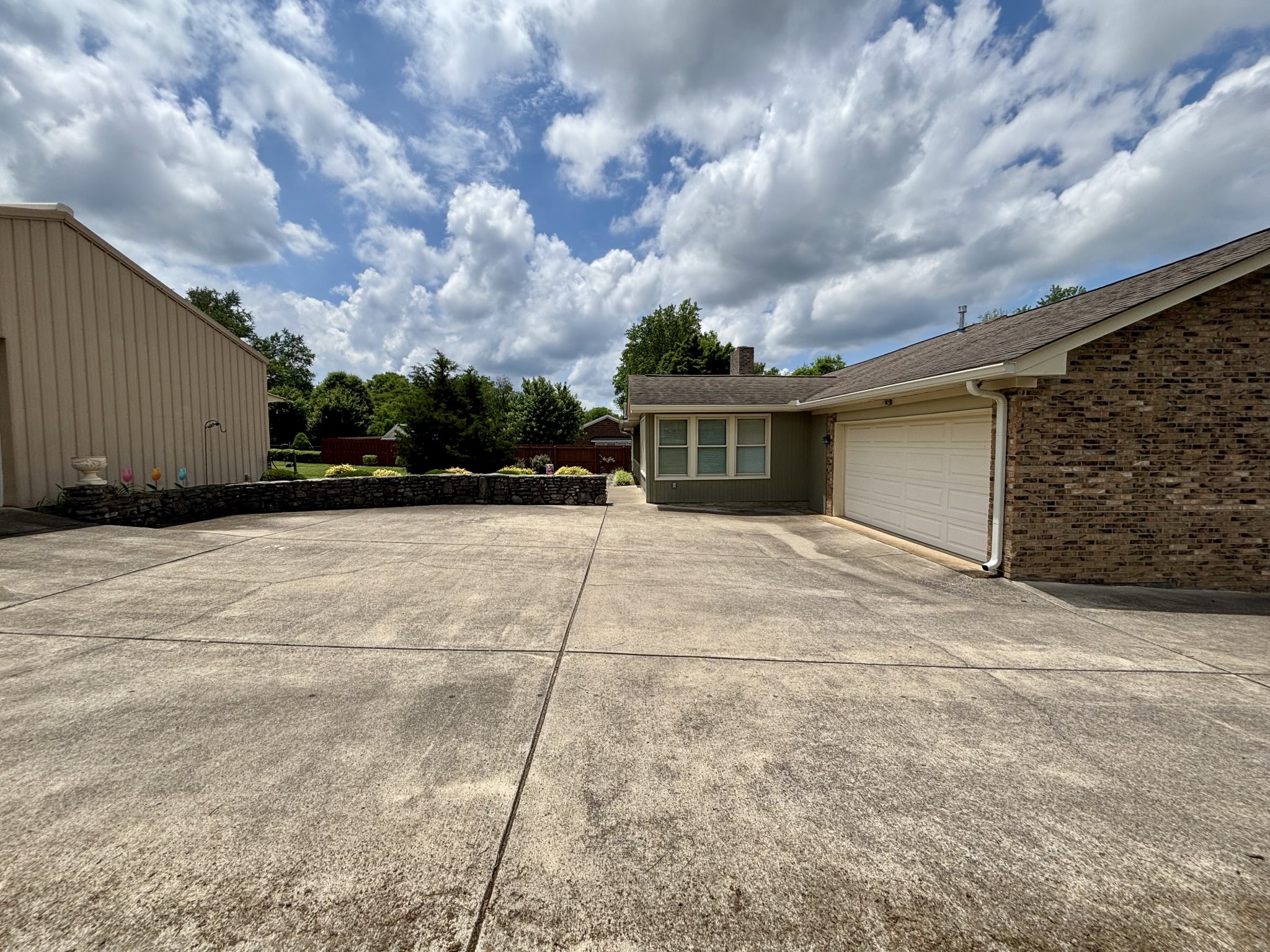 212 Maple Way