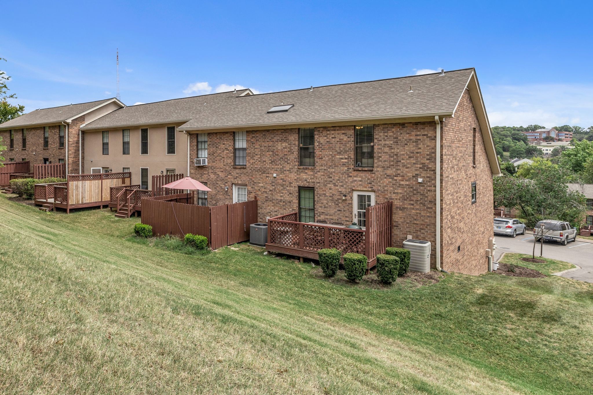 110 Villa View Ct