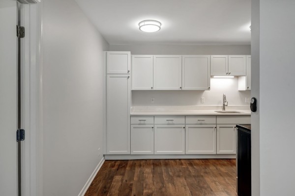 3600 Hillsboro Pike Unit: E6