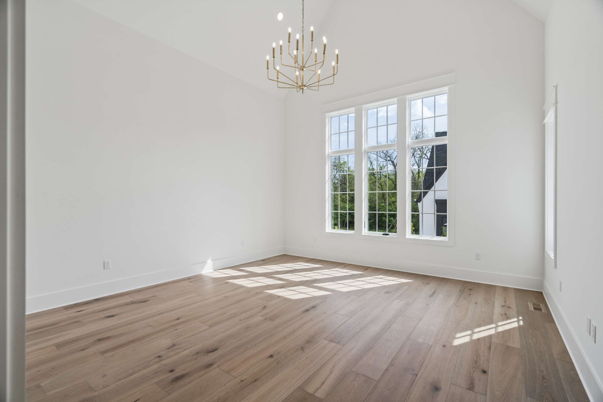 5448A Franklin Pike Cir