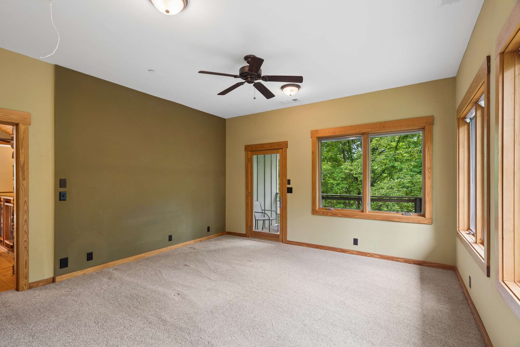 7910 Charlotte Pike