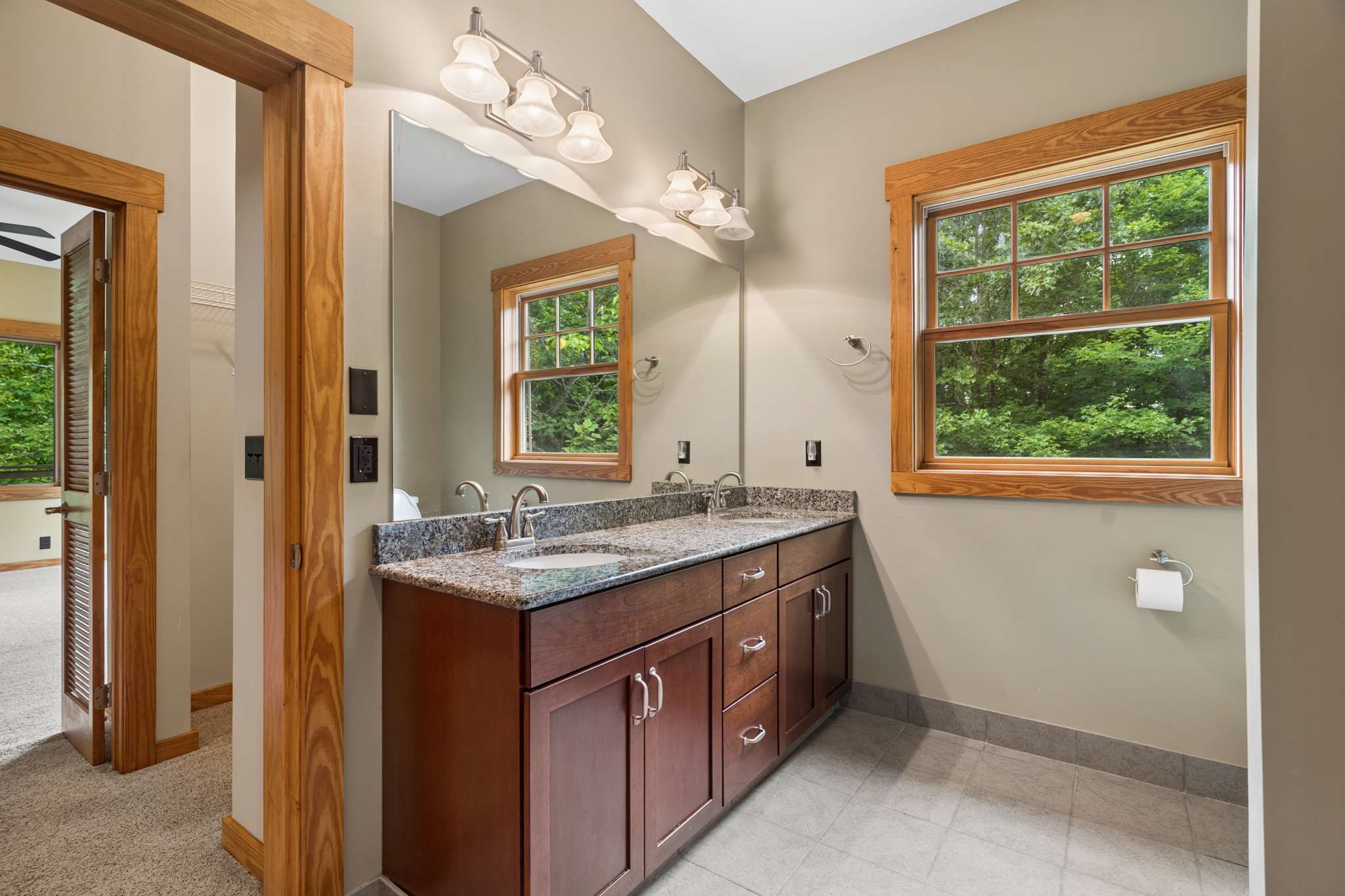 7910 Charlotte Pike