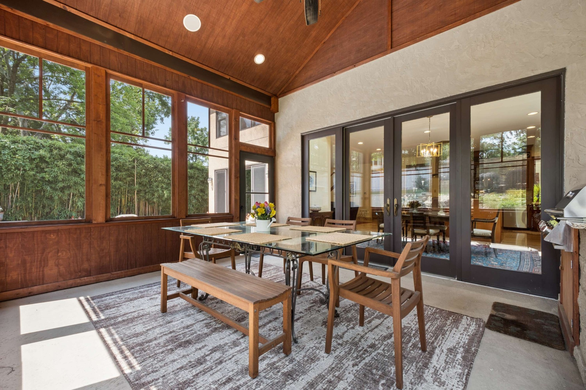 2115 Sharondale Dr