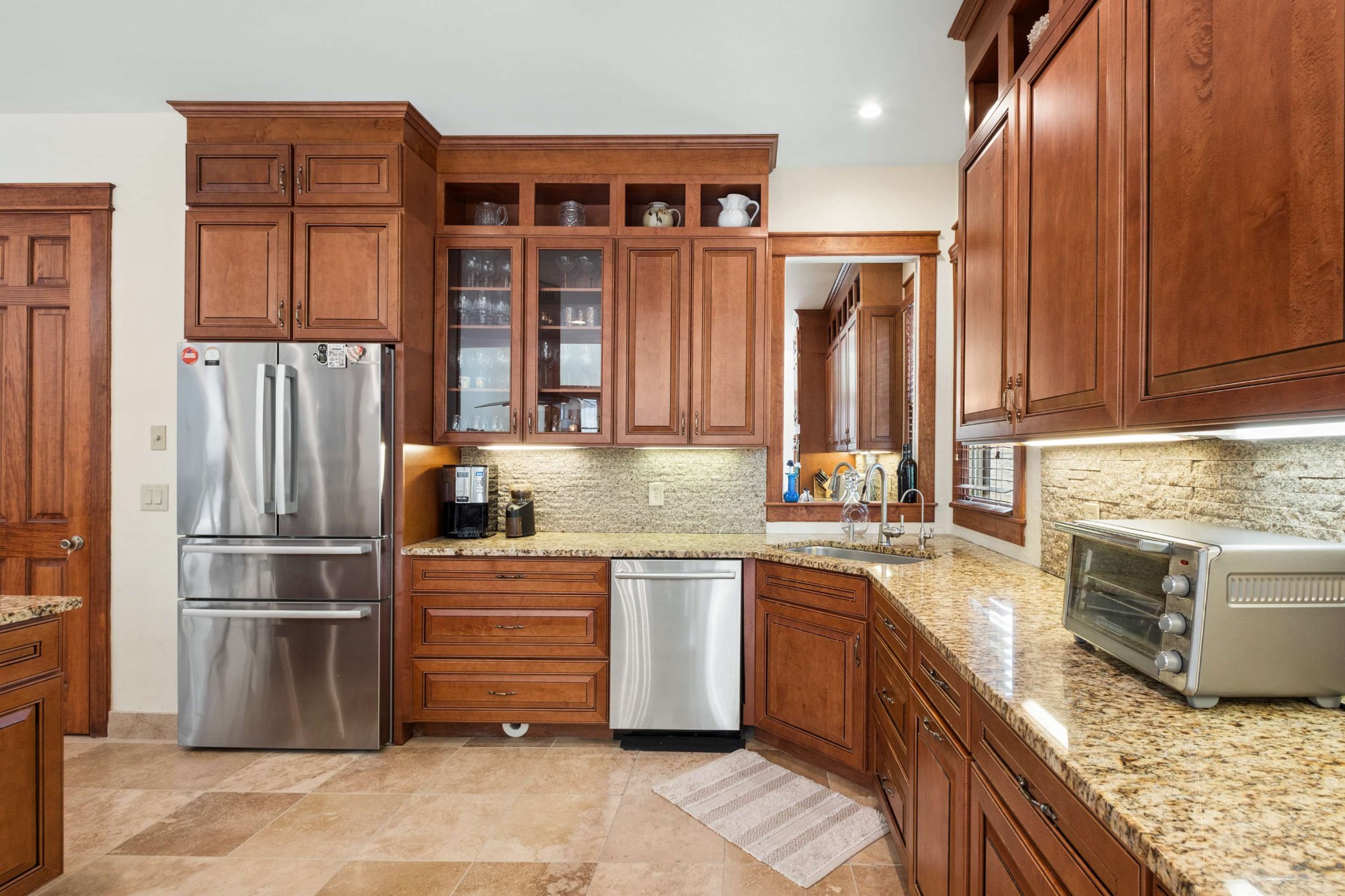 2115 Sharondale Dr