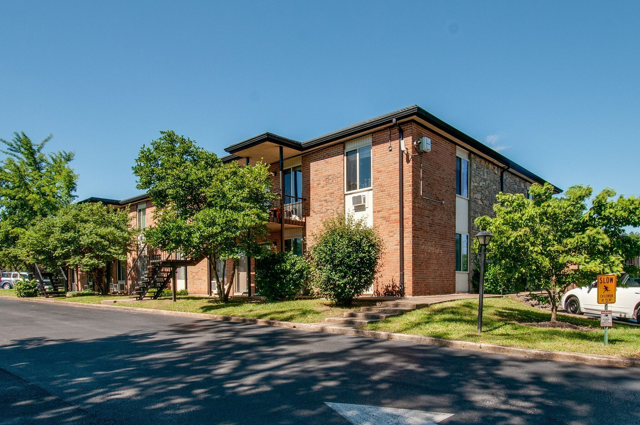 2601 Hillsboro Pike Unit: F14