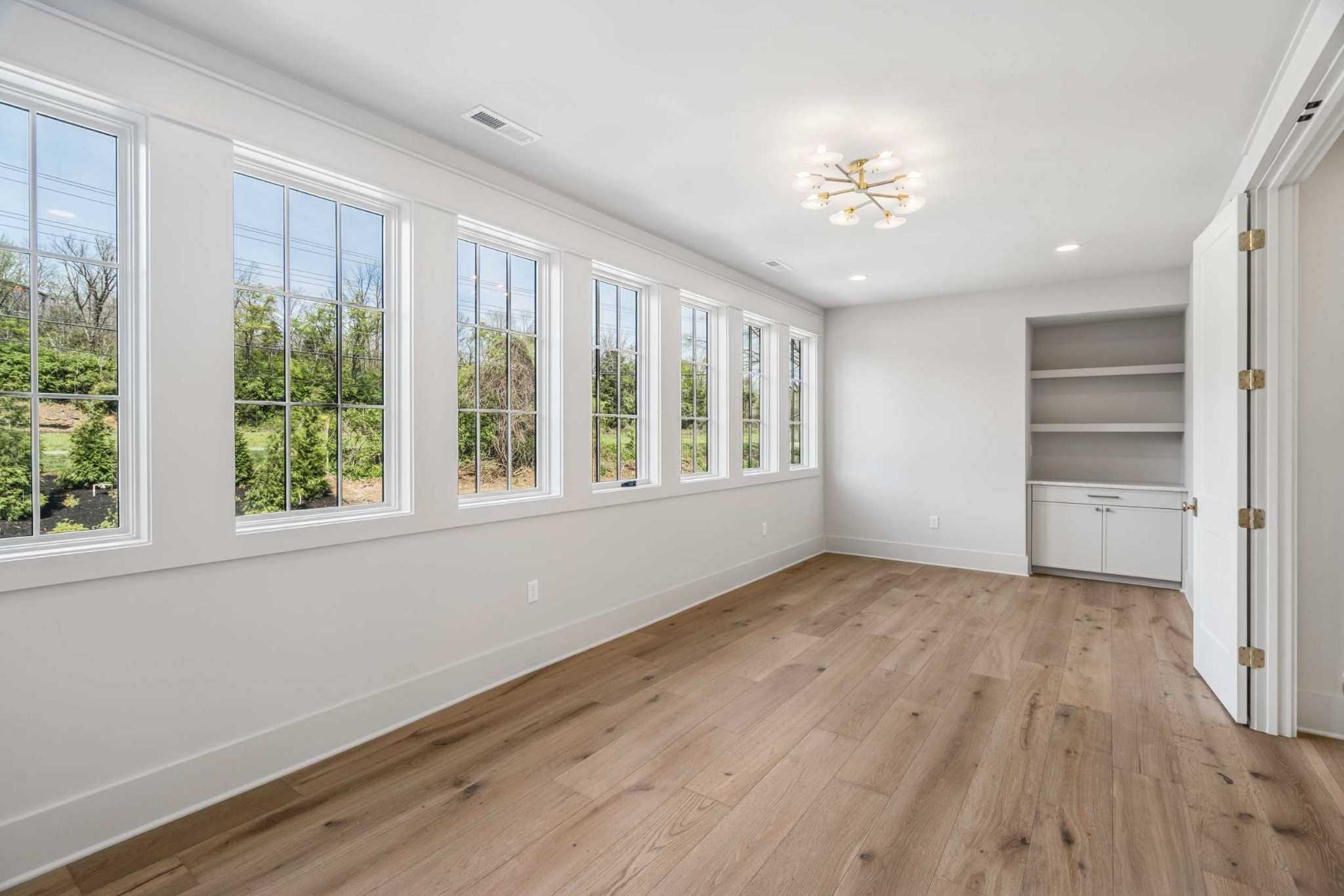 5448A Franklin Pike Cir