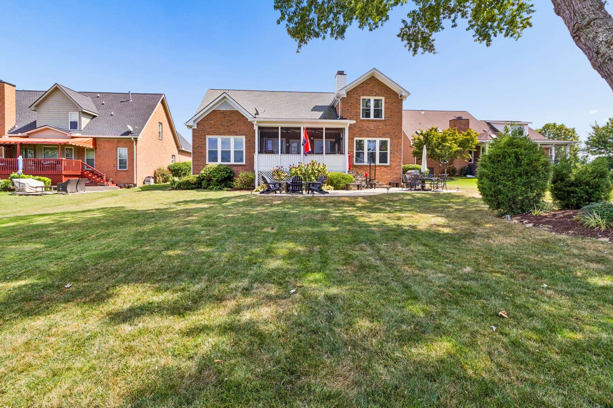 936 Riverview Dr