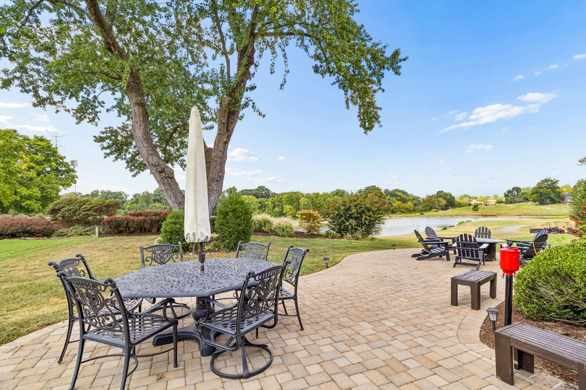 936 Riverview Dr
