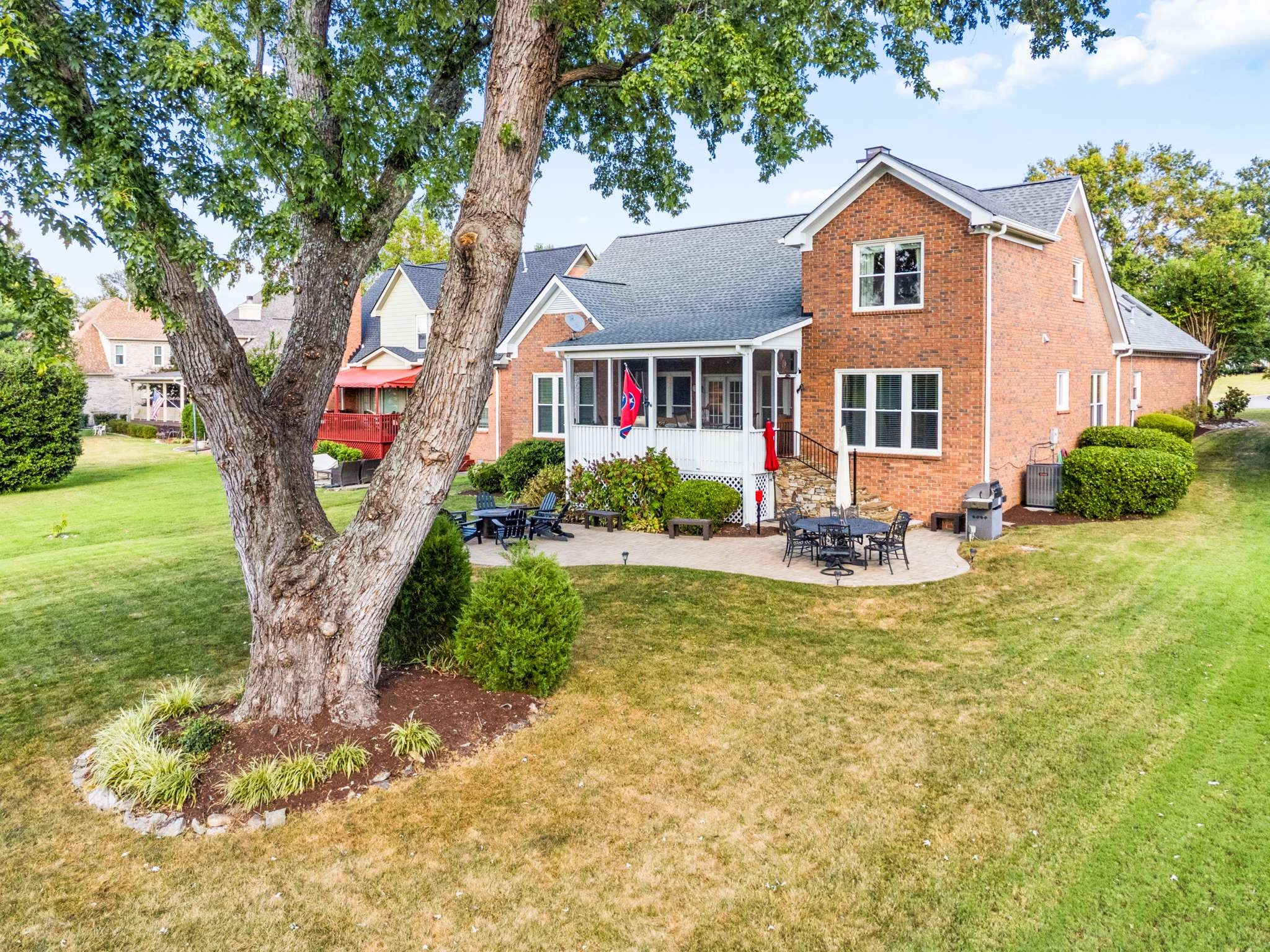936 Riverview Dr