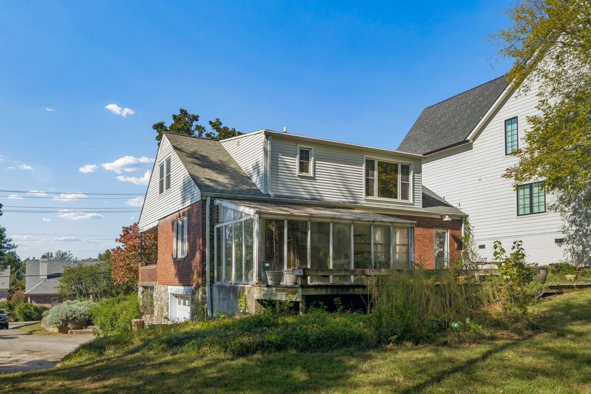 2905 Compton Rd