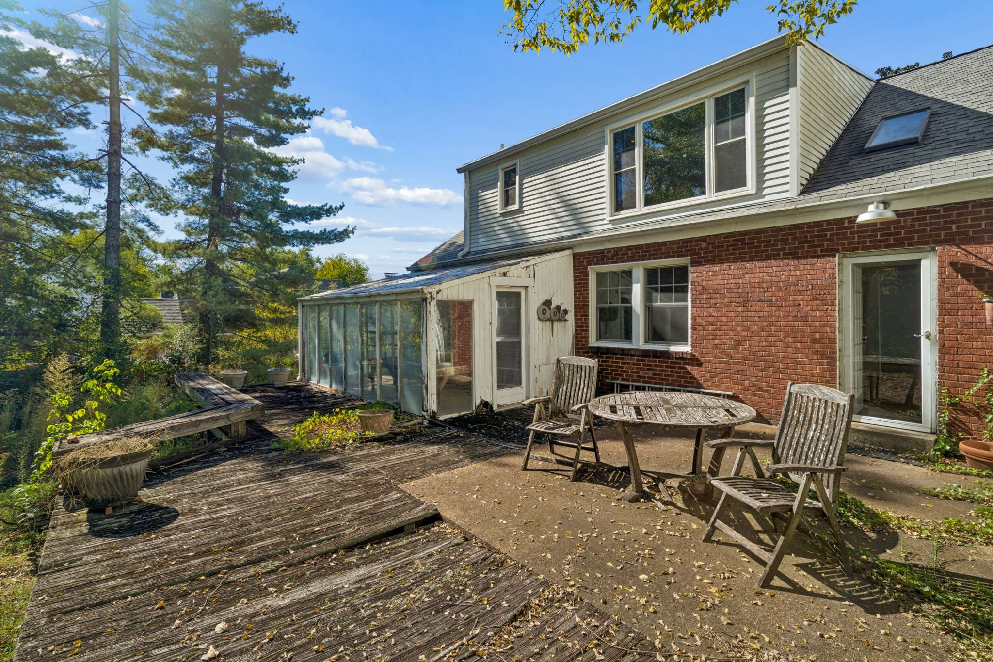 2905 Compton Rd