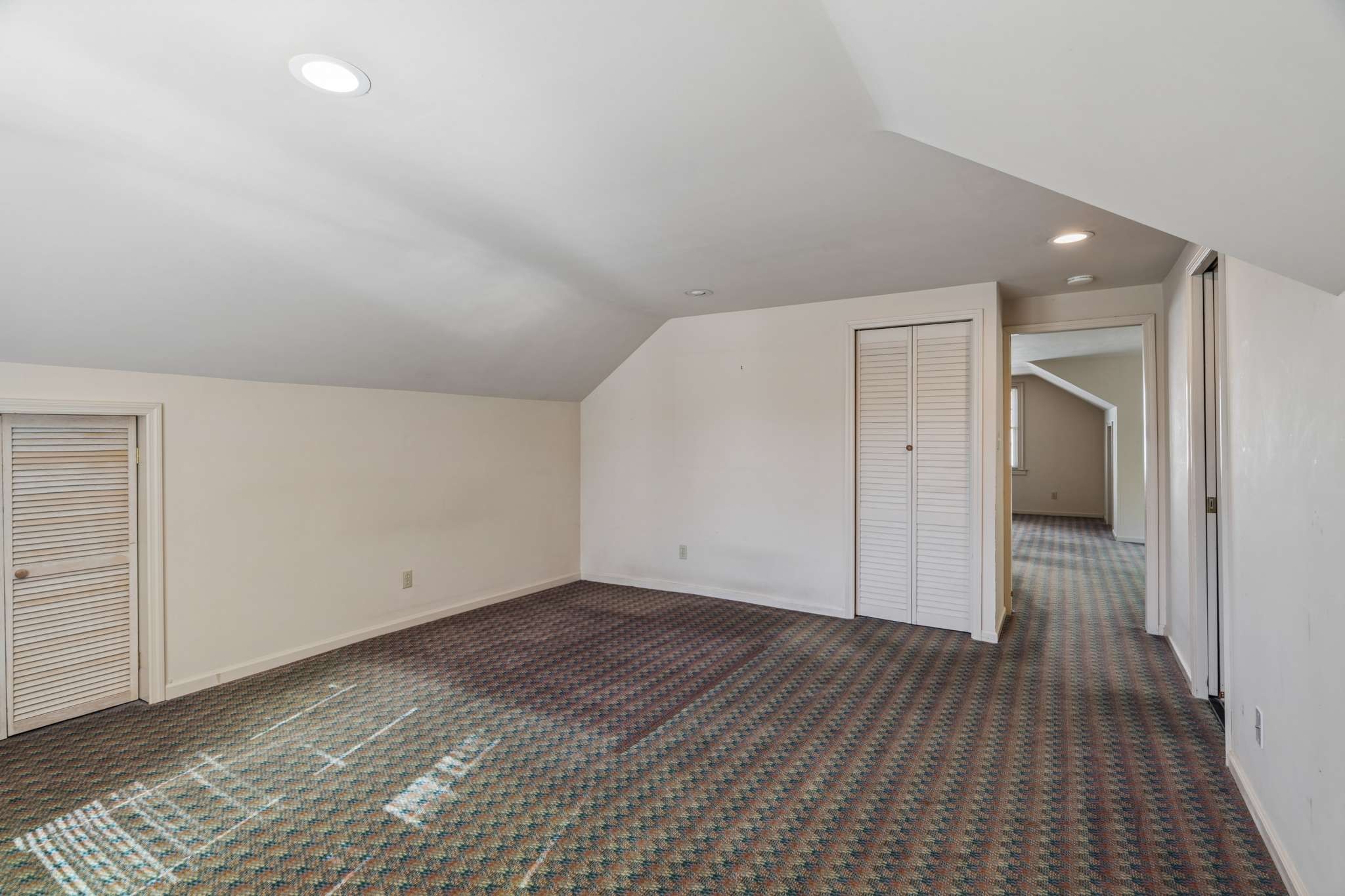 2905 Compton Rd