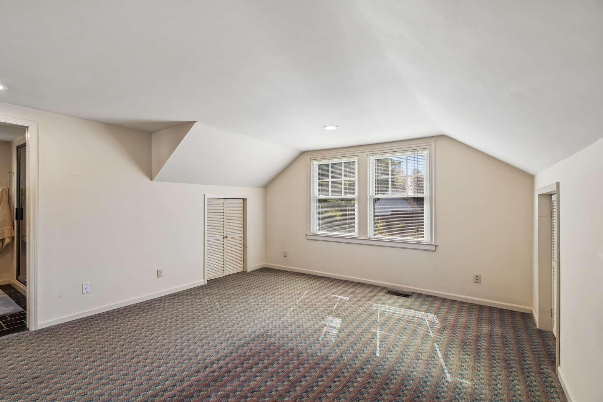 2905 Compton Rd