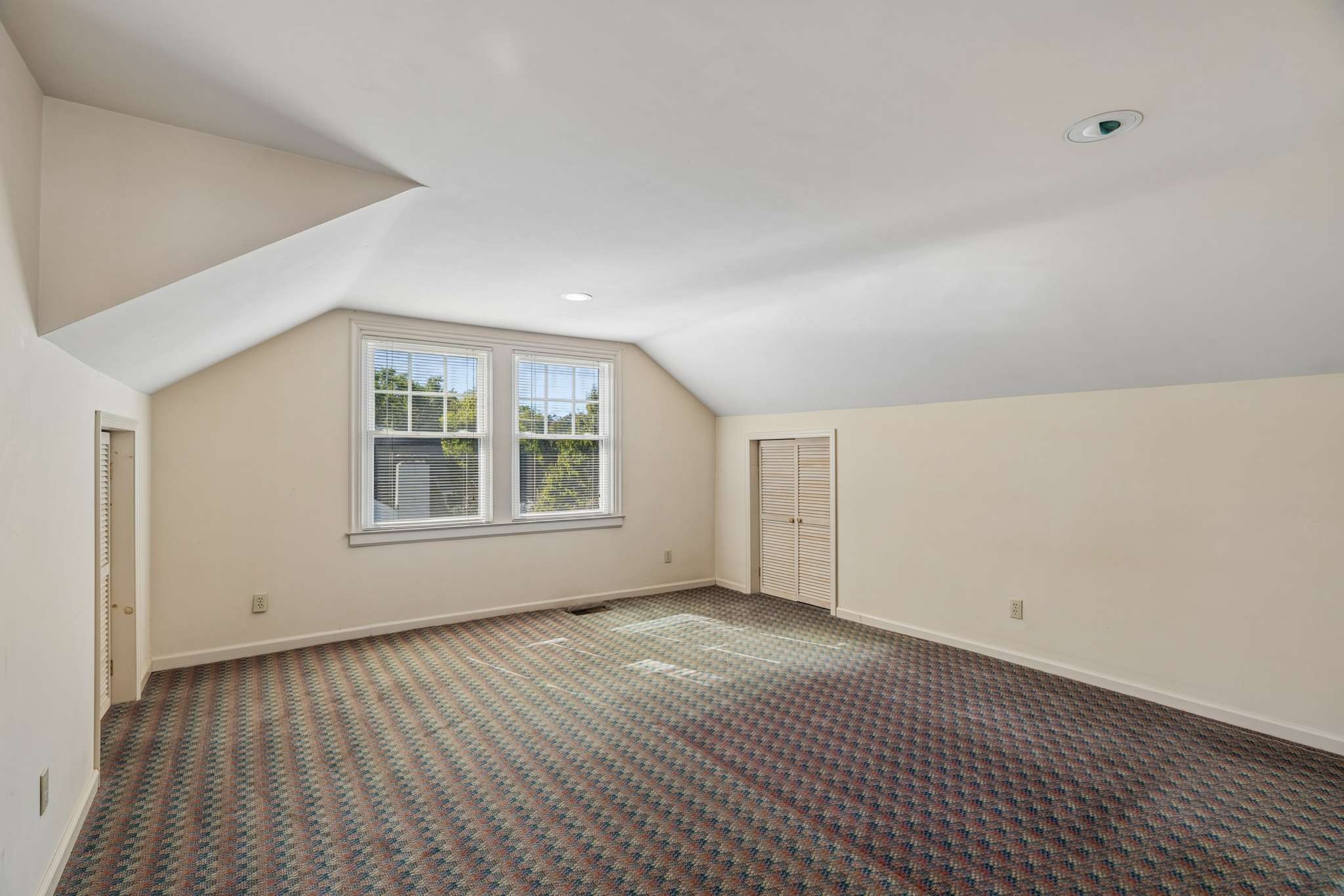 2905 Compton Rd