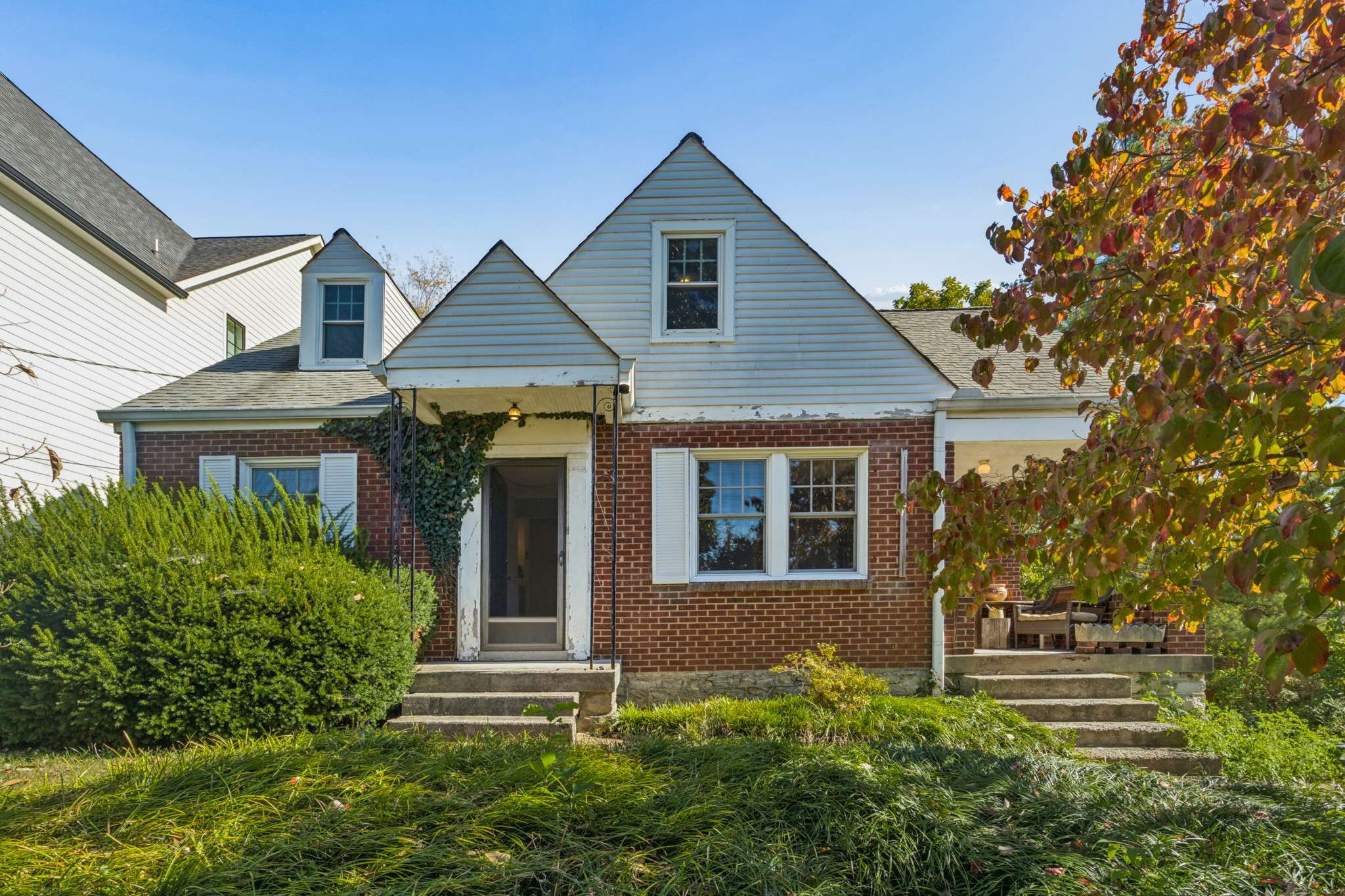 2905 Compton Rd