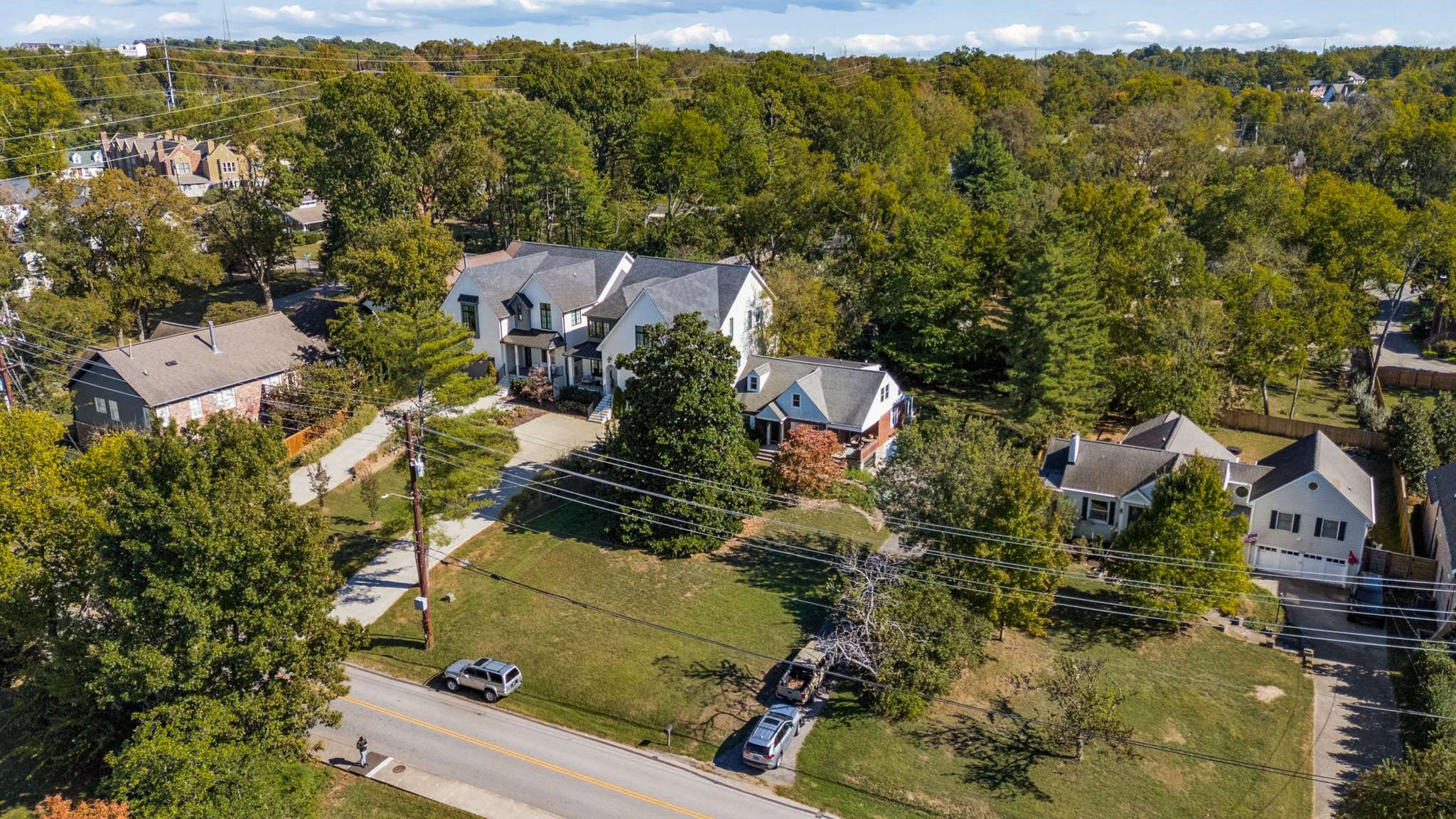2905 Compton Rd