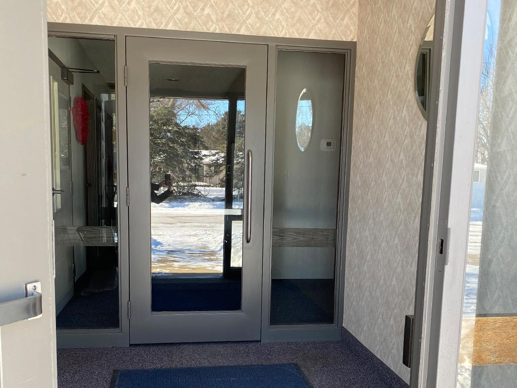 1206 Front Street W Unit: 2