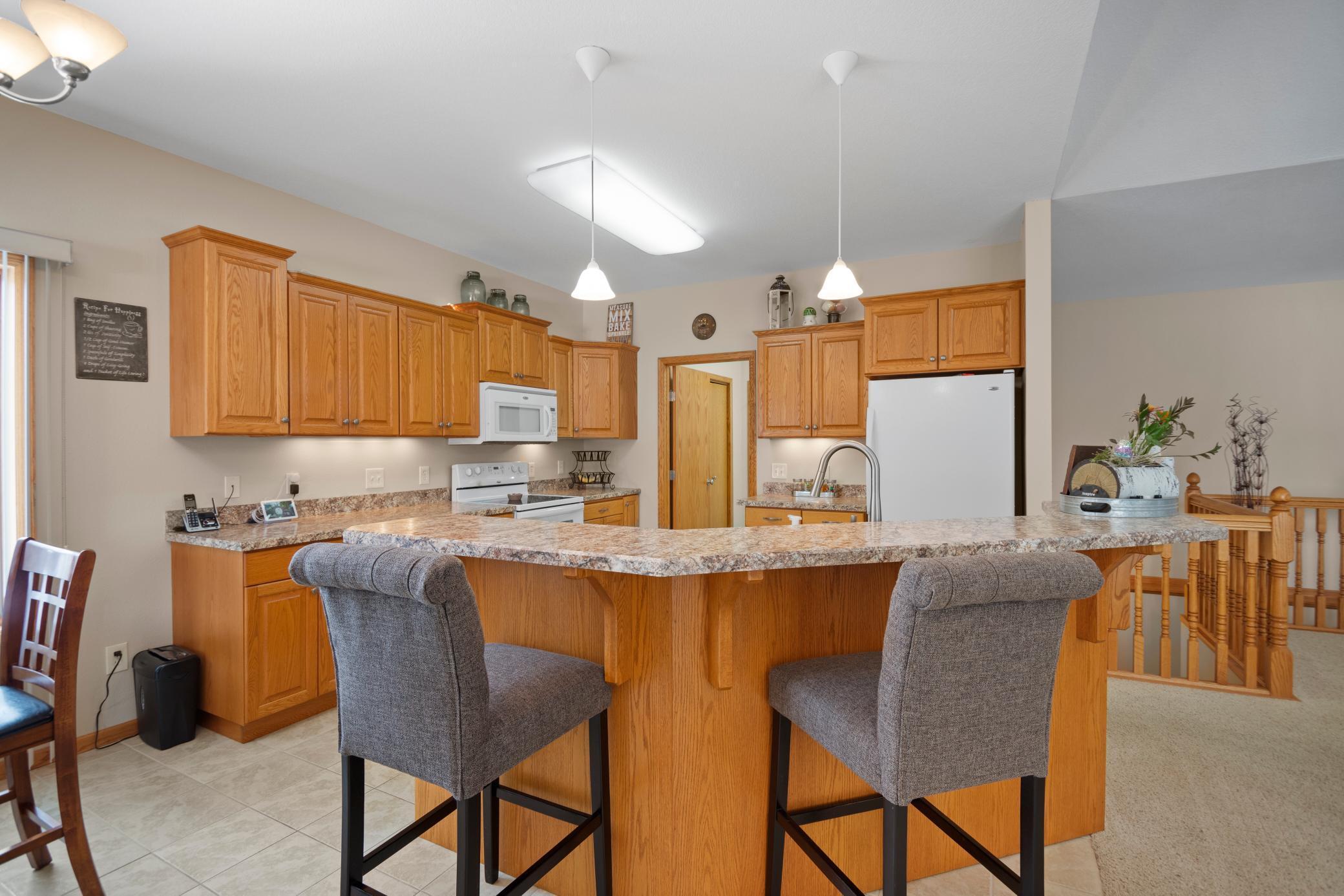 2866 Meadowview Lane NE