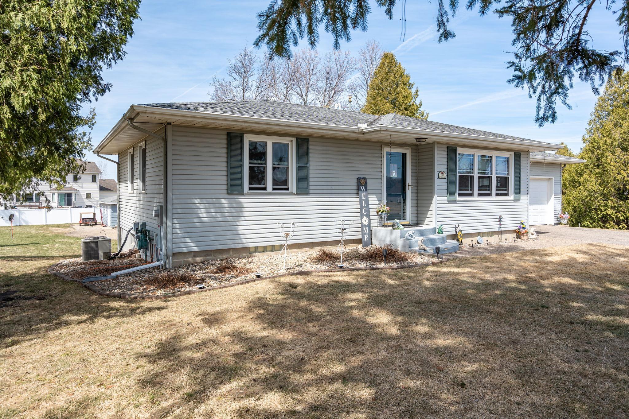2420 Kenyon Road