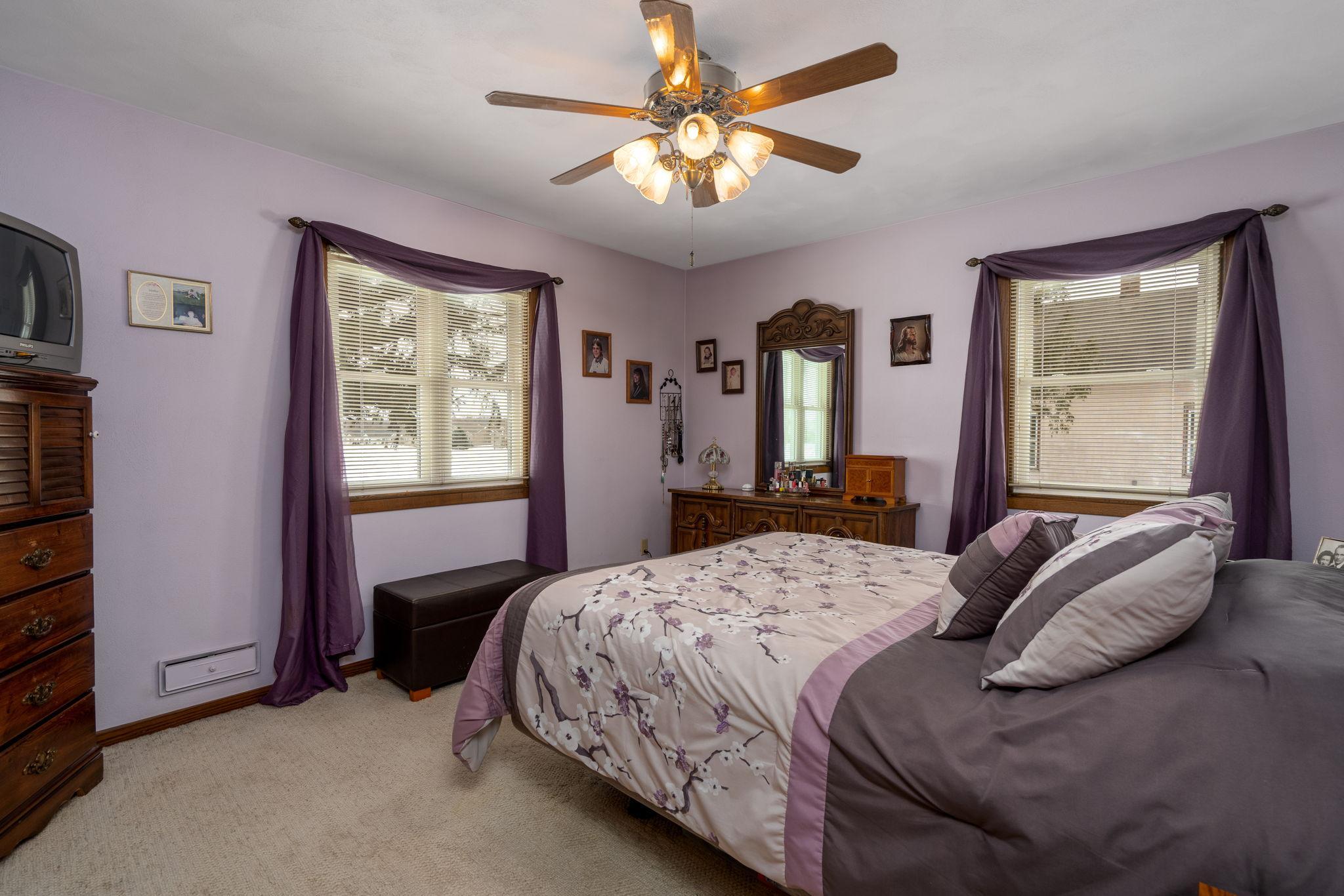 2420 Kenyon Road