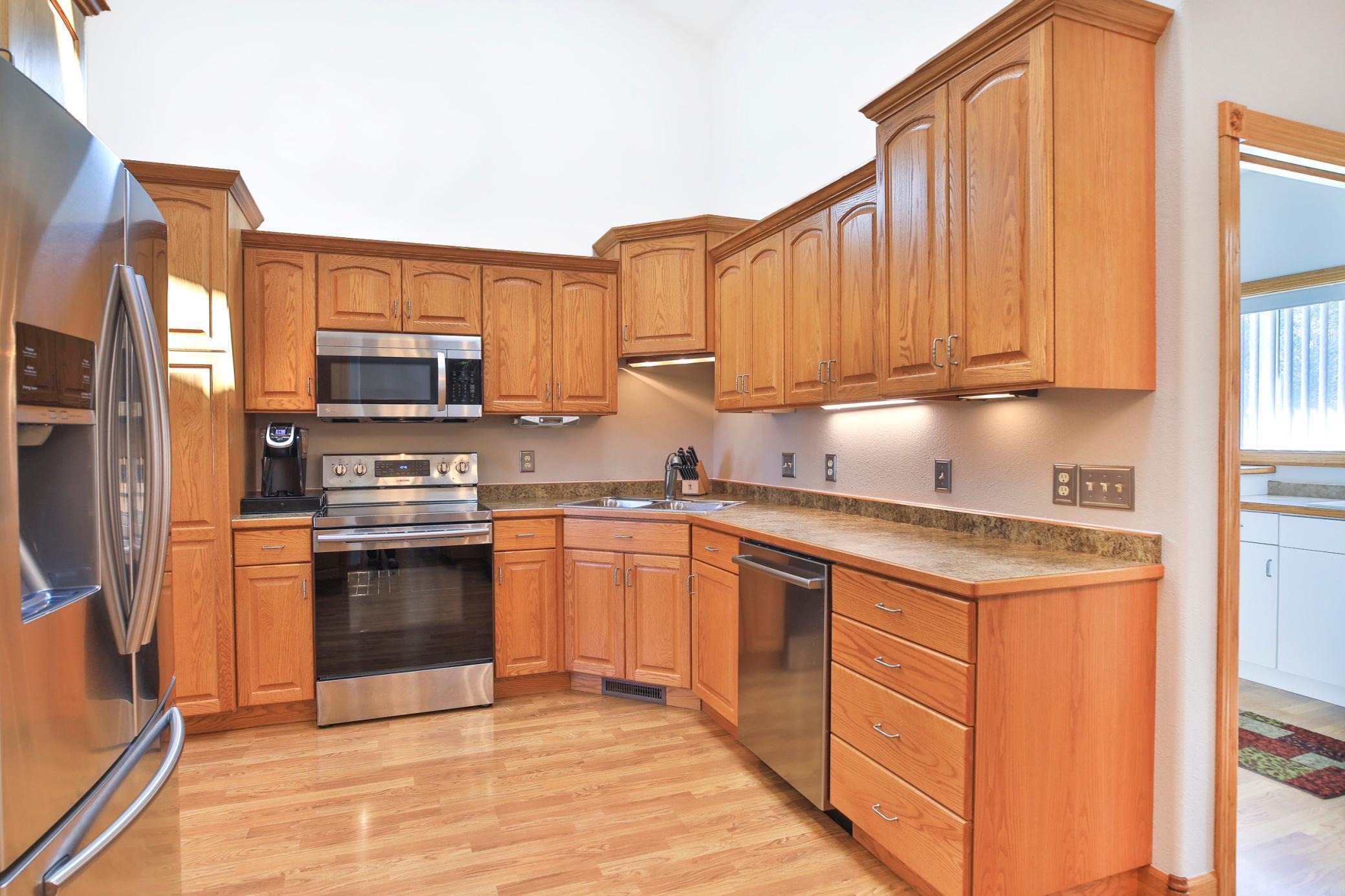 2169 Maple Leaf Lane NE