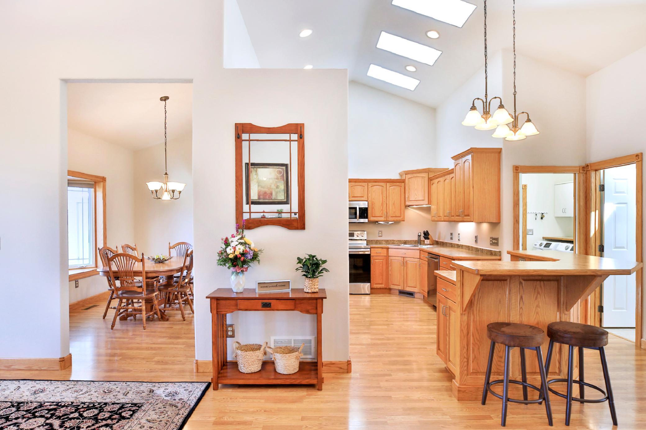 2169 Maple Leaf Lane NE