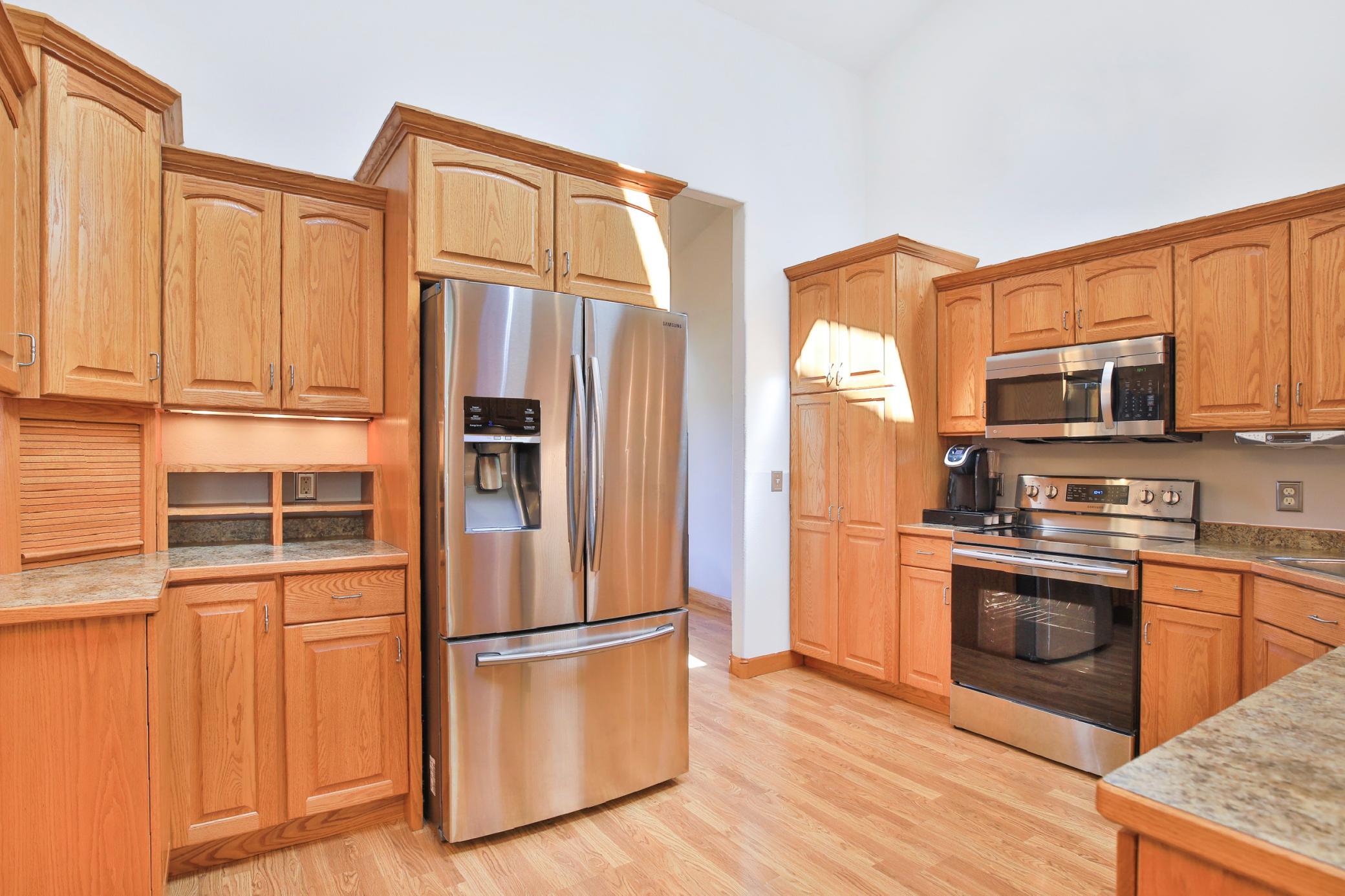 2169 Maple Leaf Lane NE