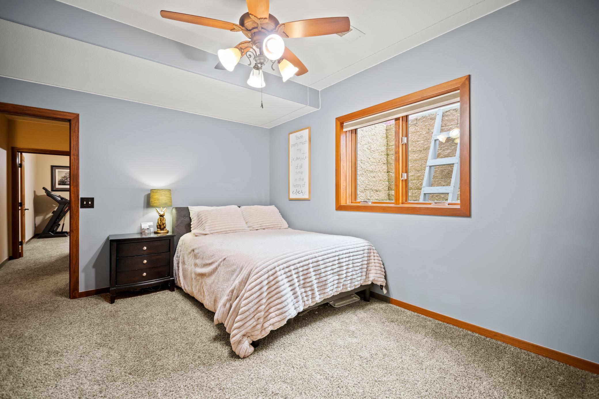 2750 Timber Ridge Place NE