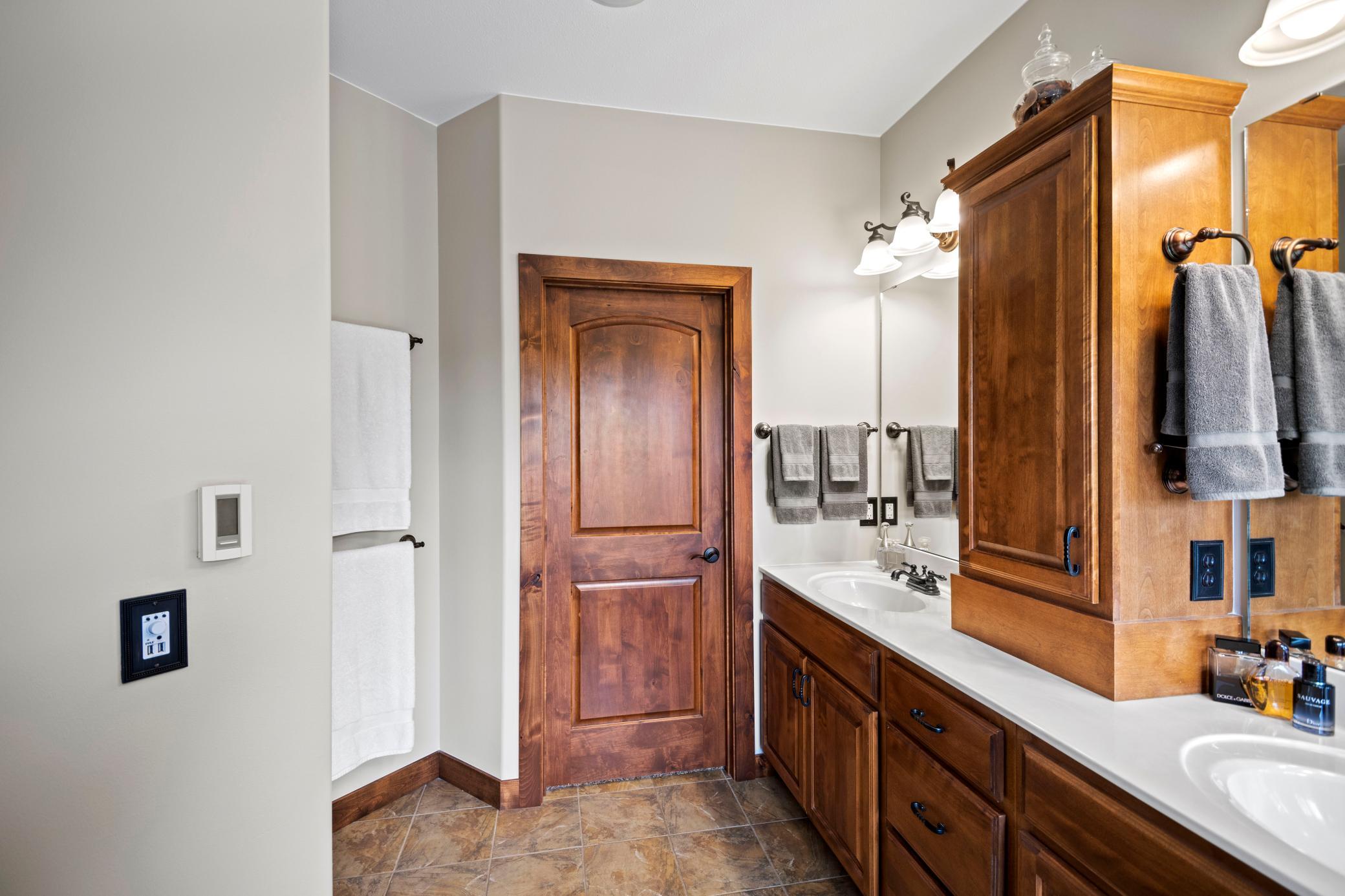 2750 Timber Ridge Place NE