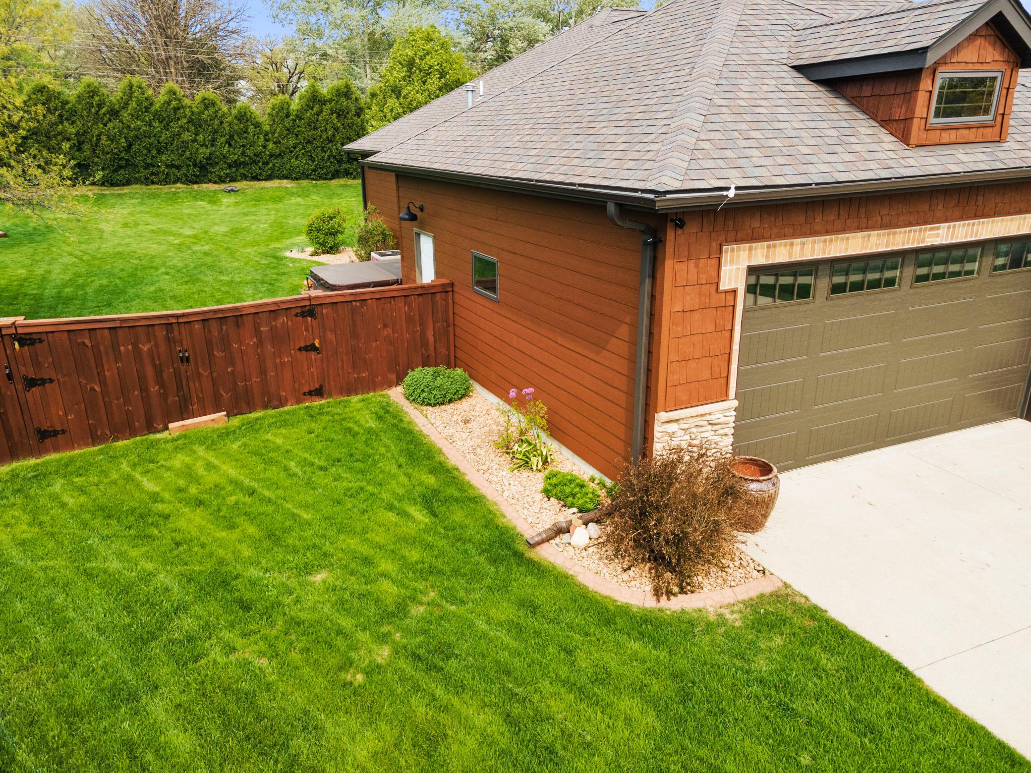 2750 Timber Ridge Place NE