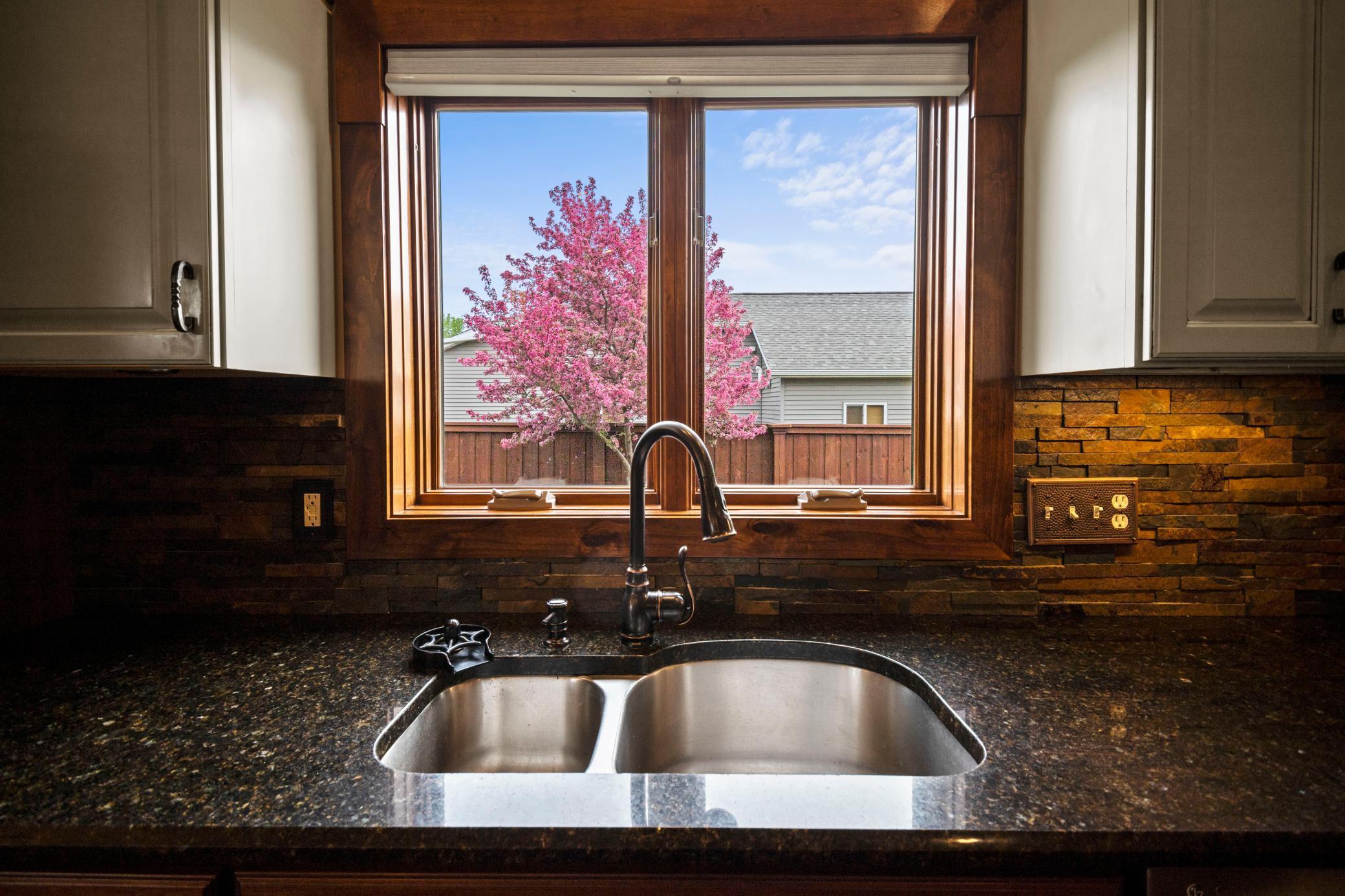 2750 Timber Ridge Place NE