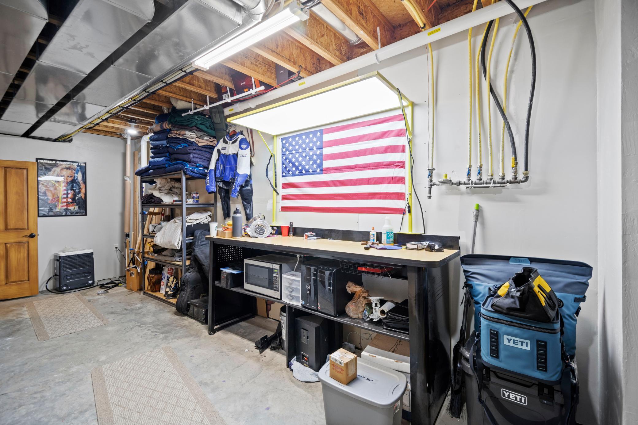 2750 Timber Ridge Place NE