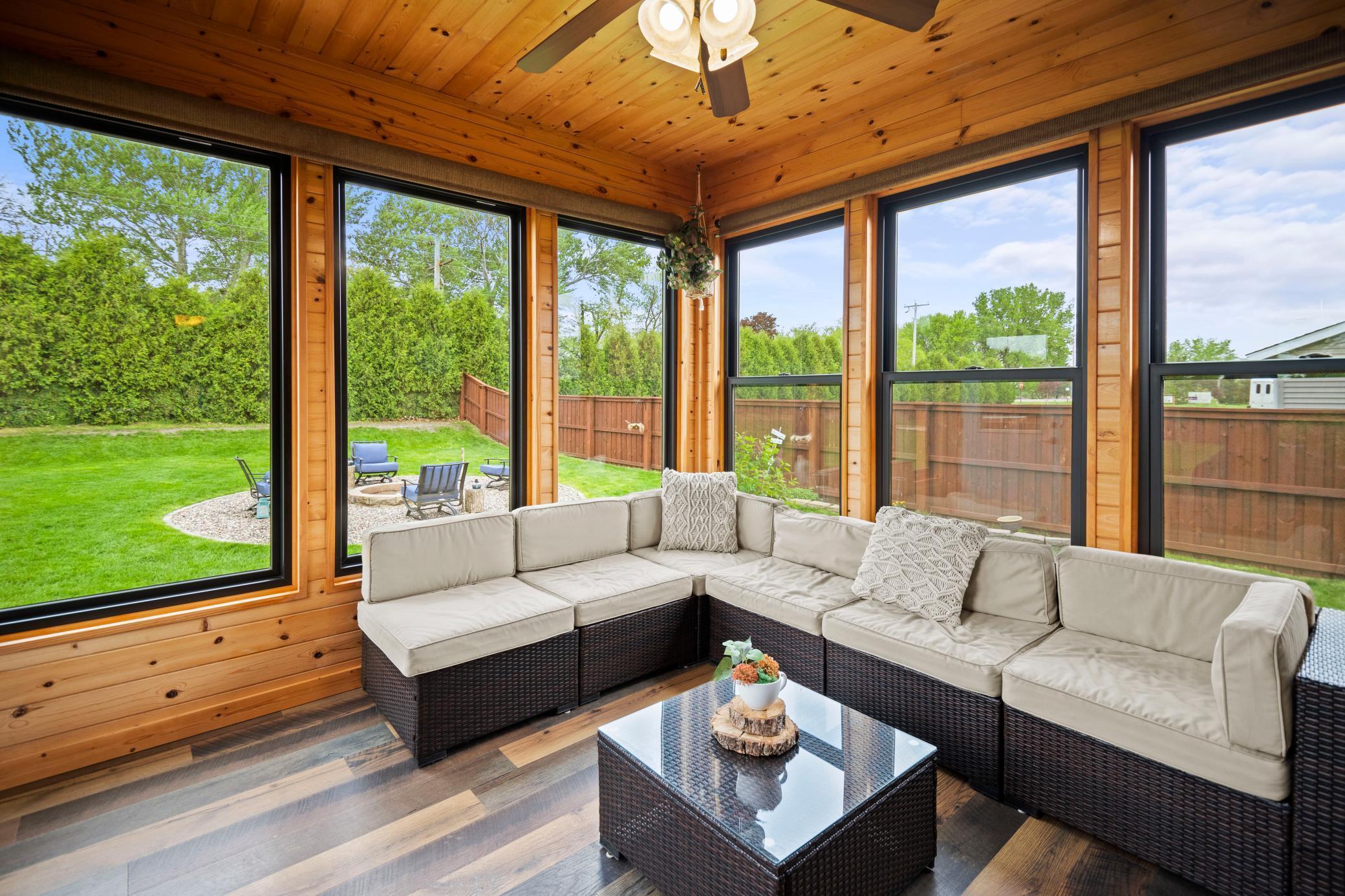 2750 Timber Ridge Place NE