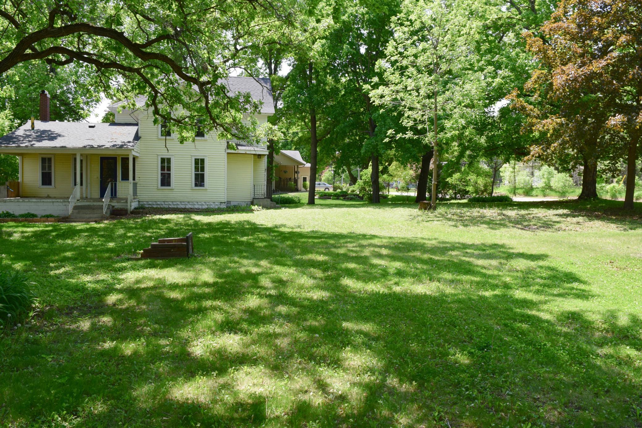 1025 NE Mineral Sp Road