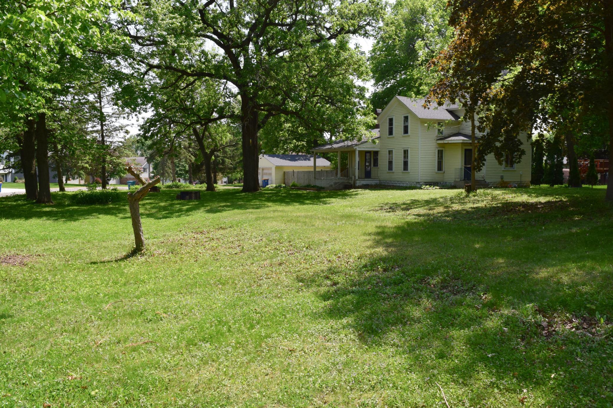 1025 NE Mineral Sp Road