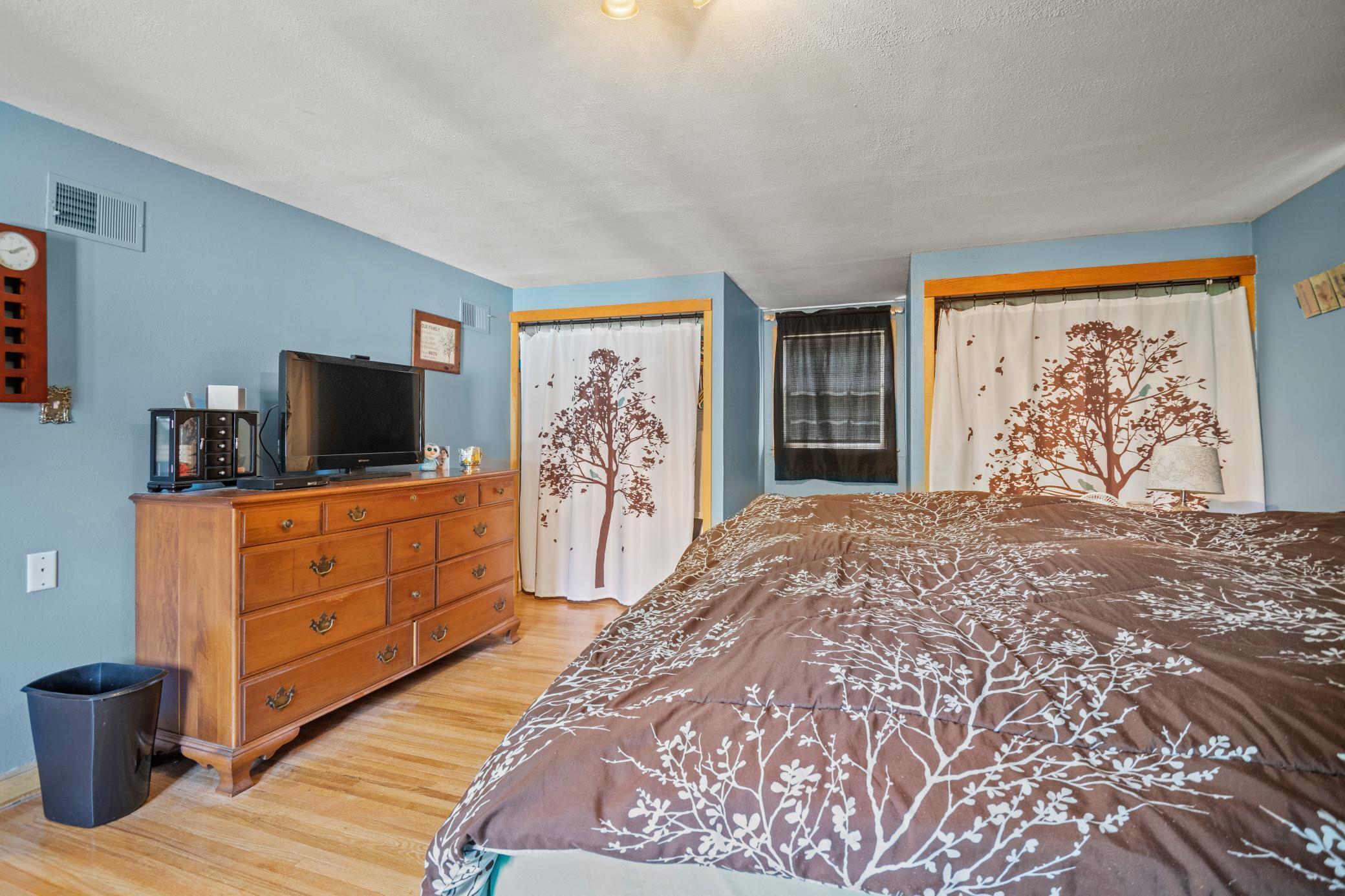 540 E Academy Street