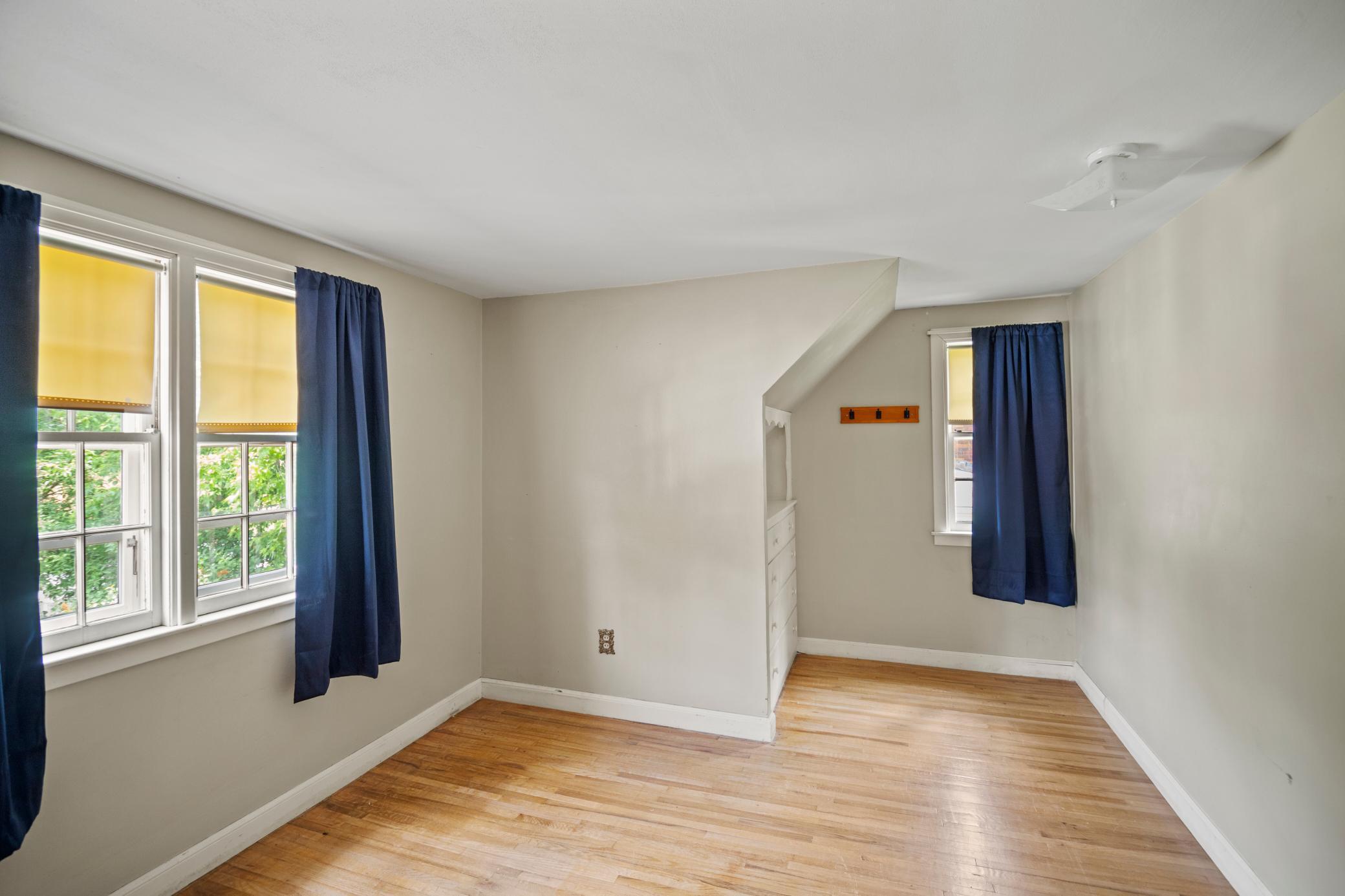 540 E Academy Street