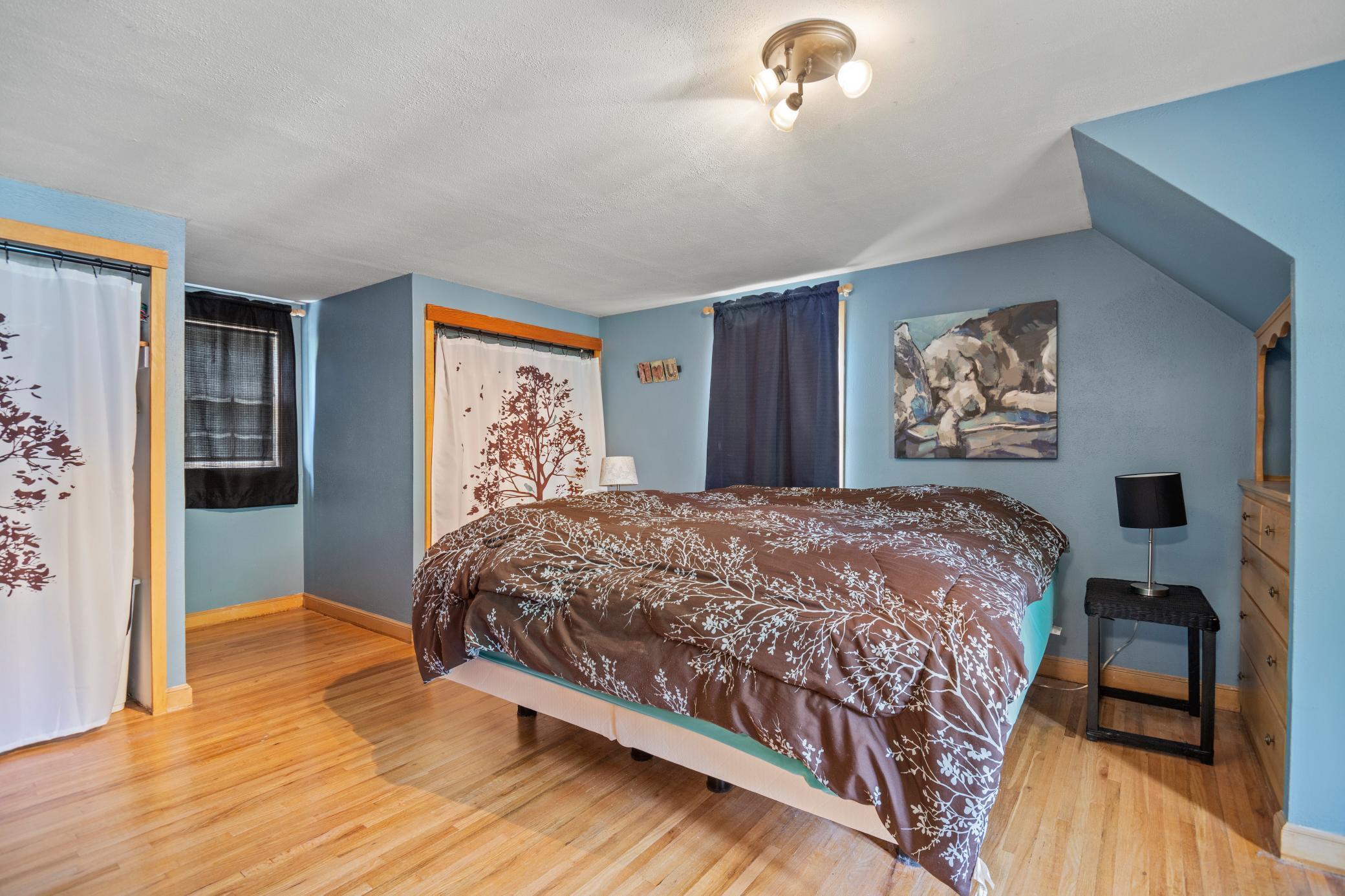 540 E Academy Street