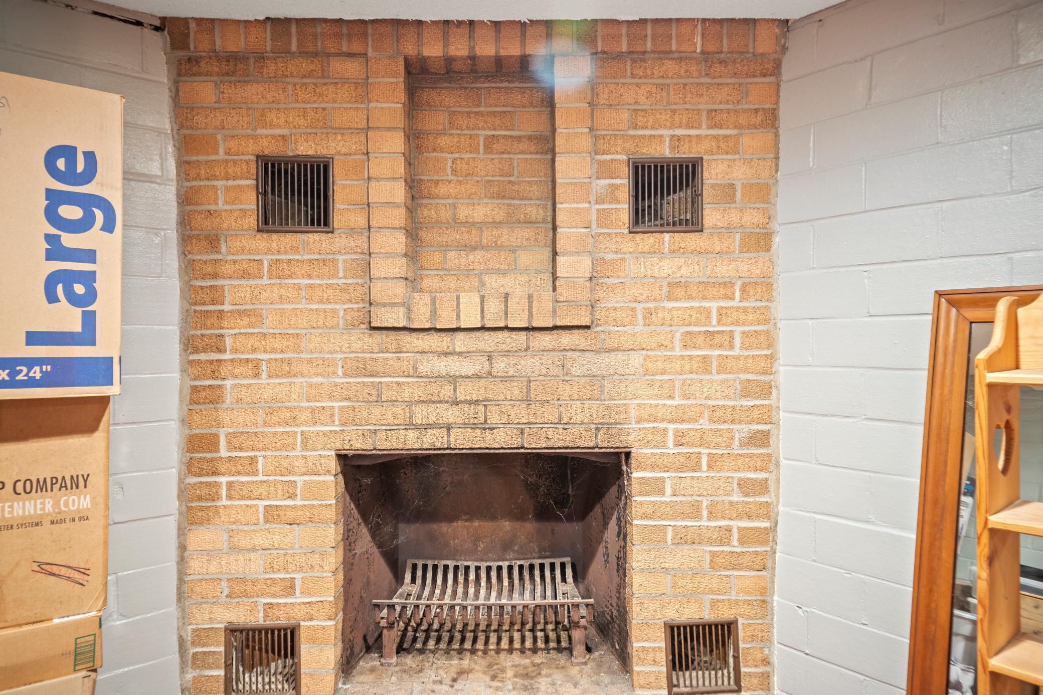 540 E Academy Street